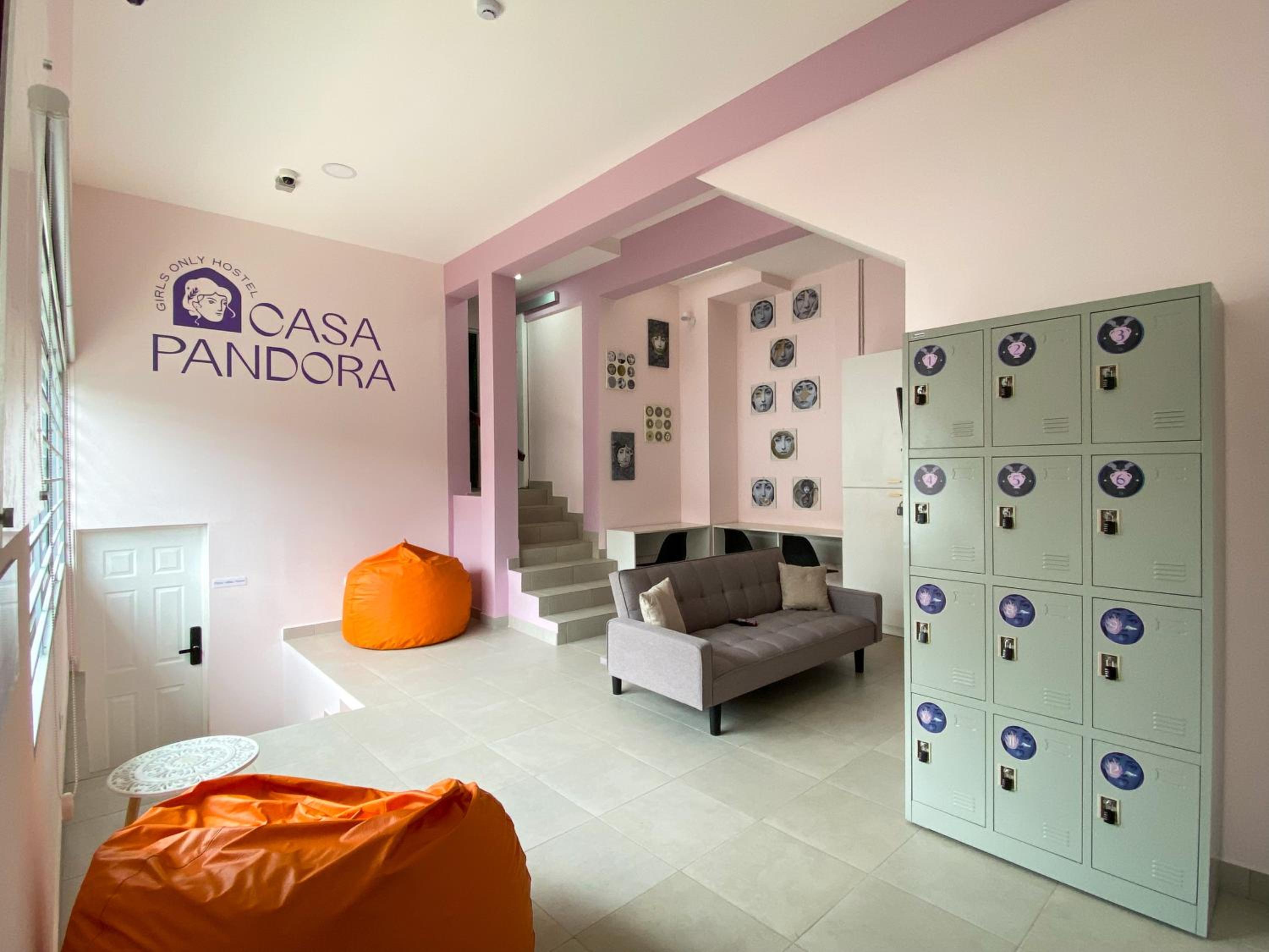 Casa Pandora Hostel Women Only Images