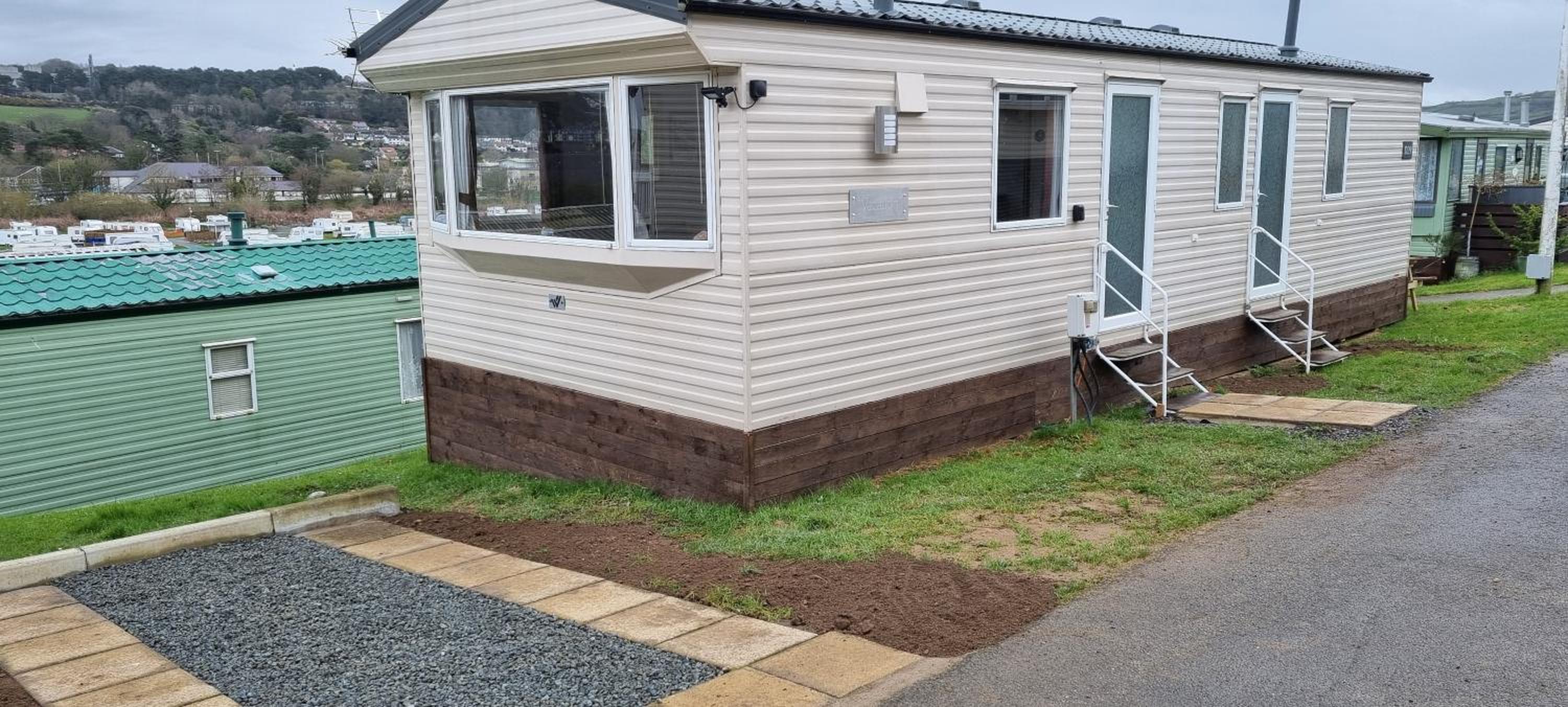 Light and Airy 2 Bedroom Mobile Home Images