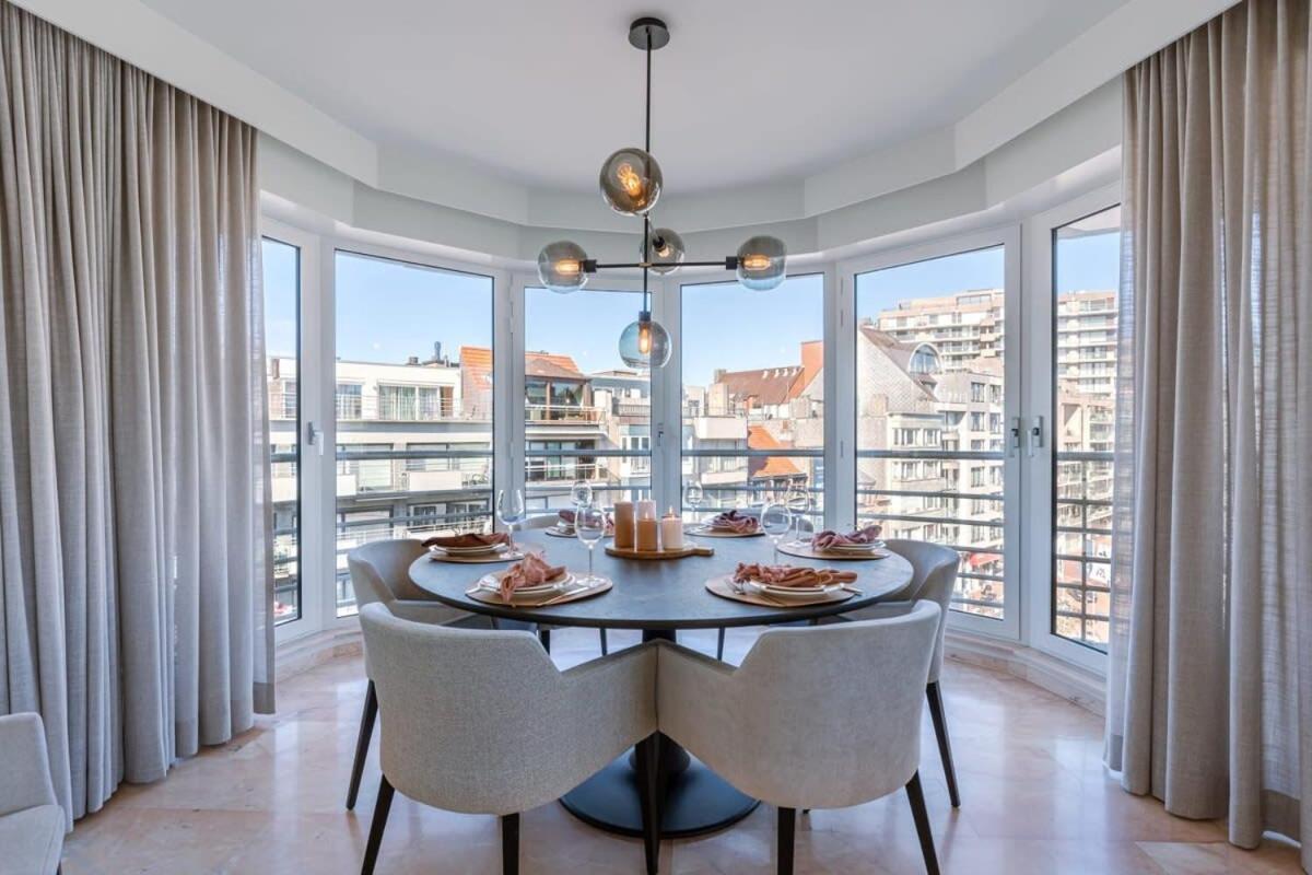 Bright and spacious apartment with stunning views! Images