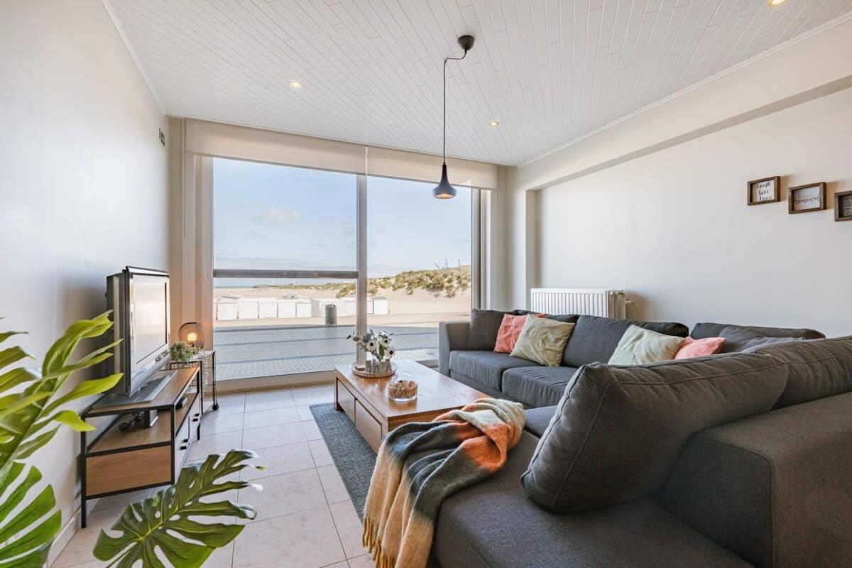 Beachfront apartment in Zeebrugge Images
