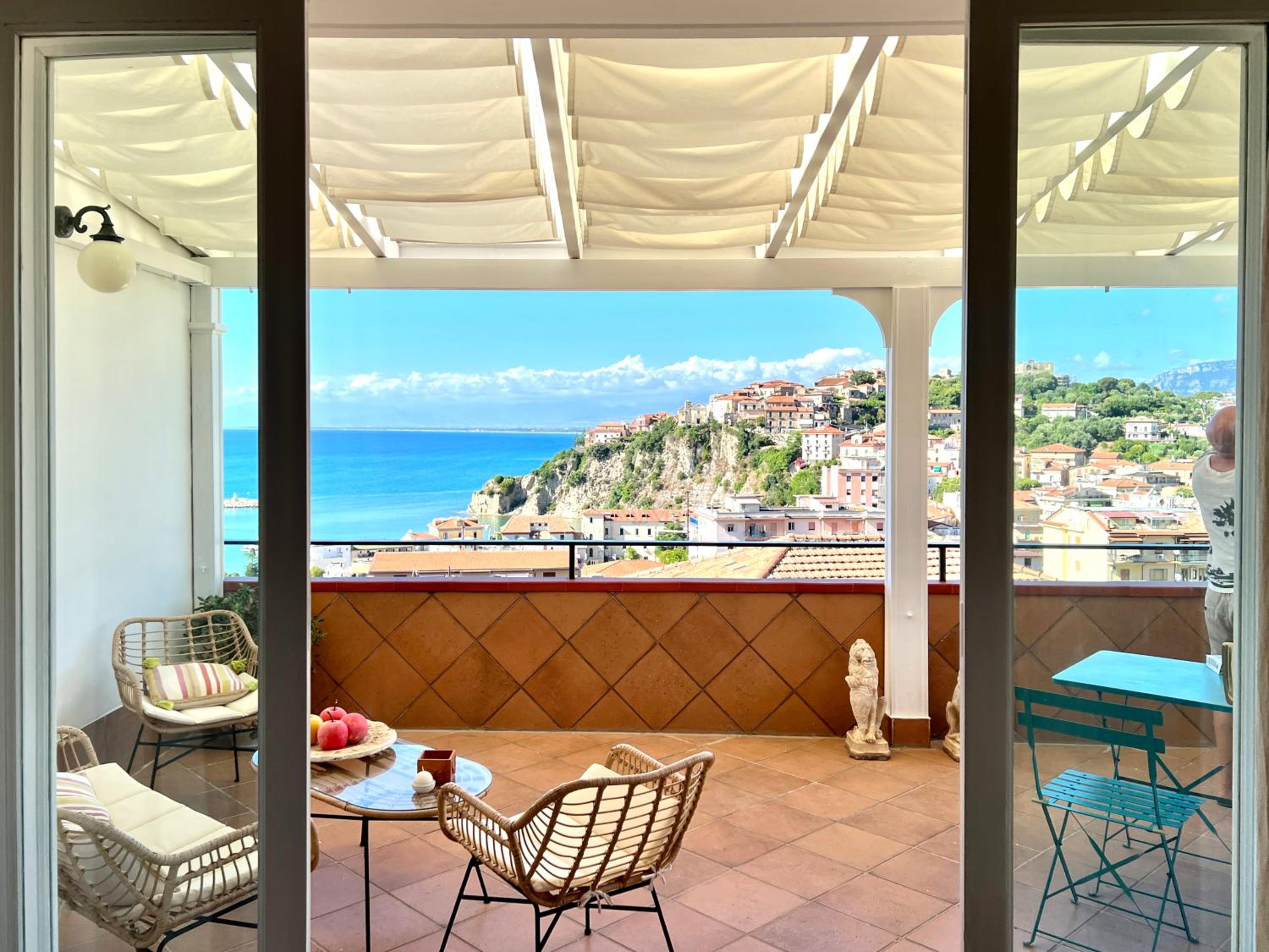 Cilento Rooftop Images