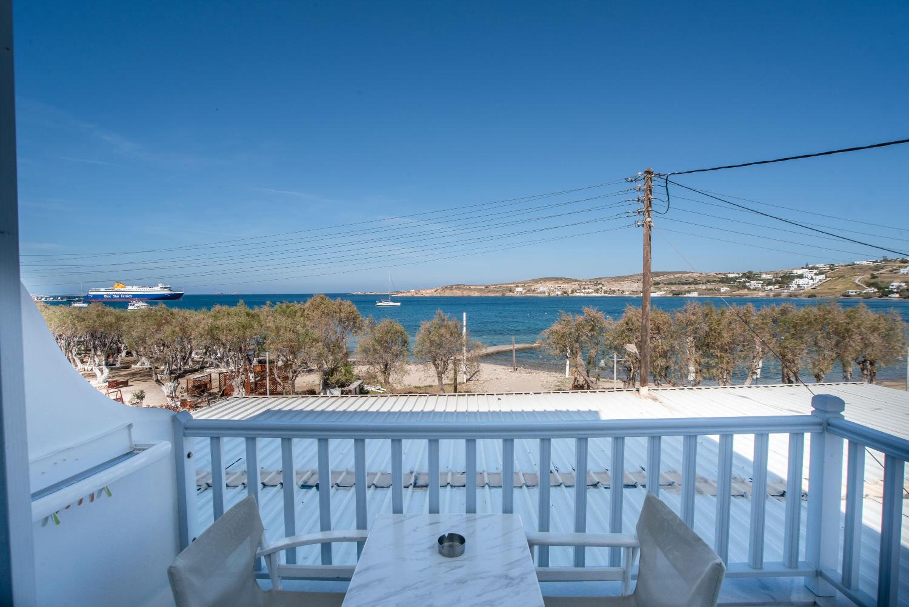 Livadia Apt A Paros Images