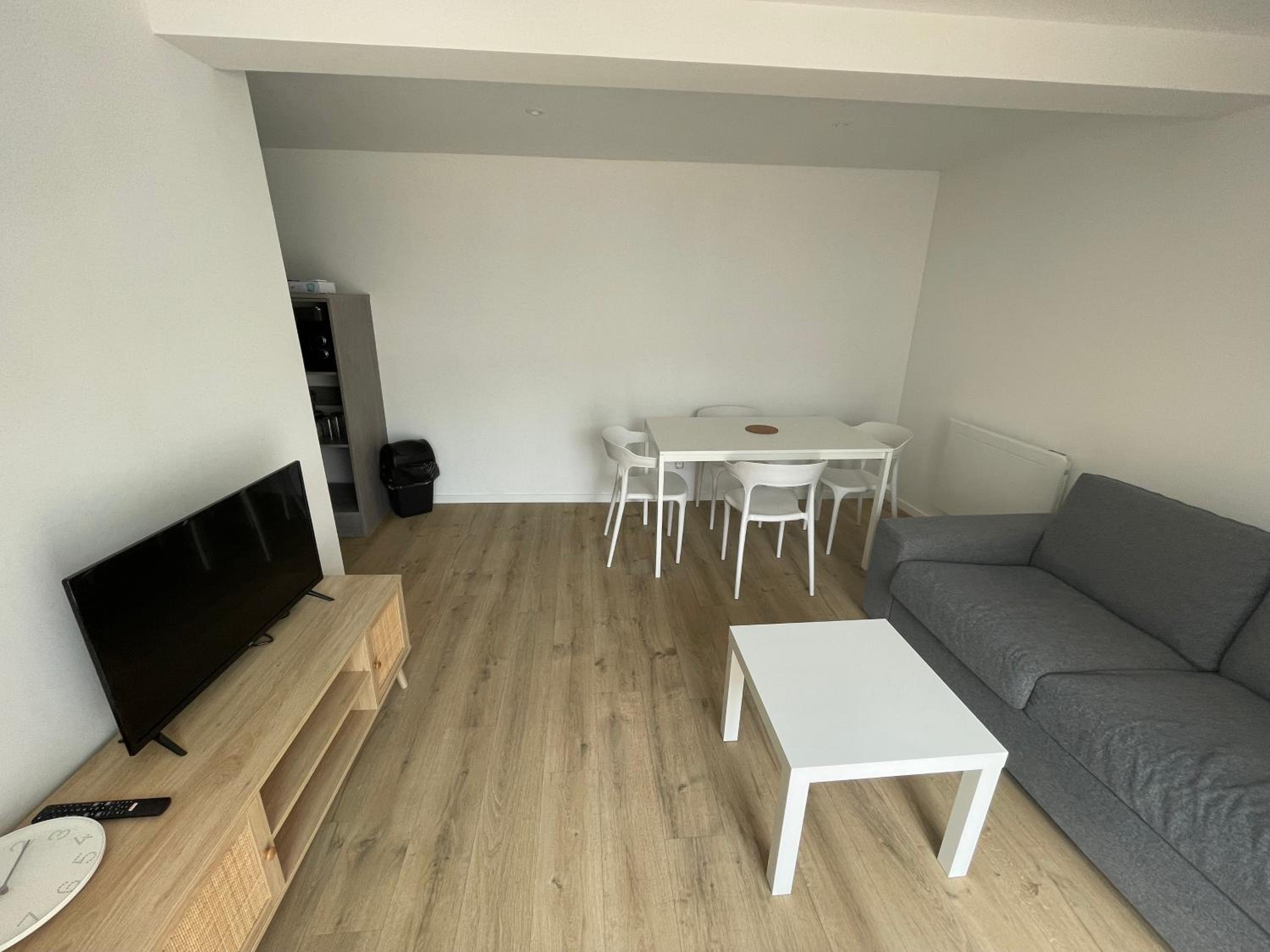 L'Avenue 002, appartement tout confort Images