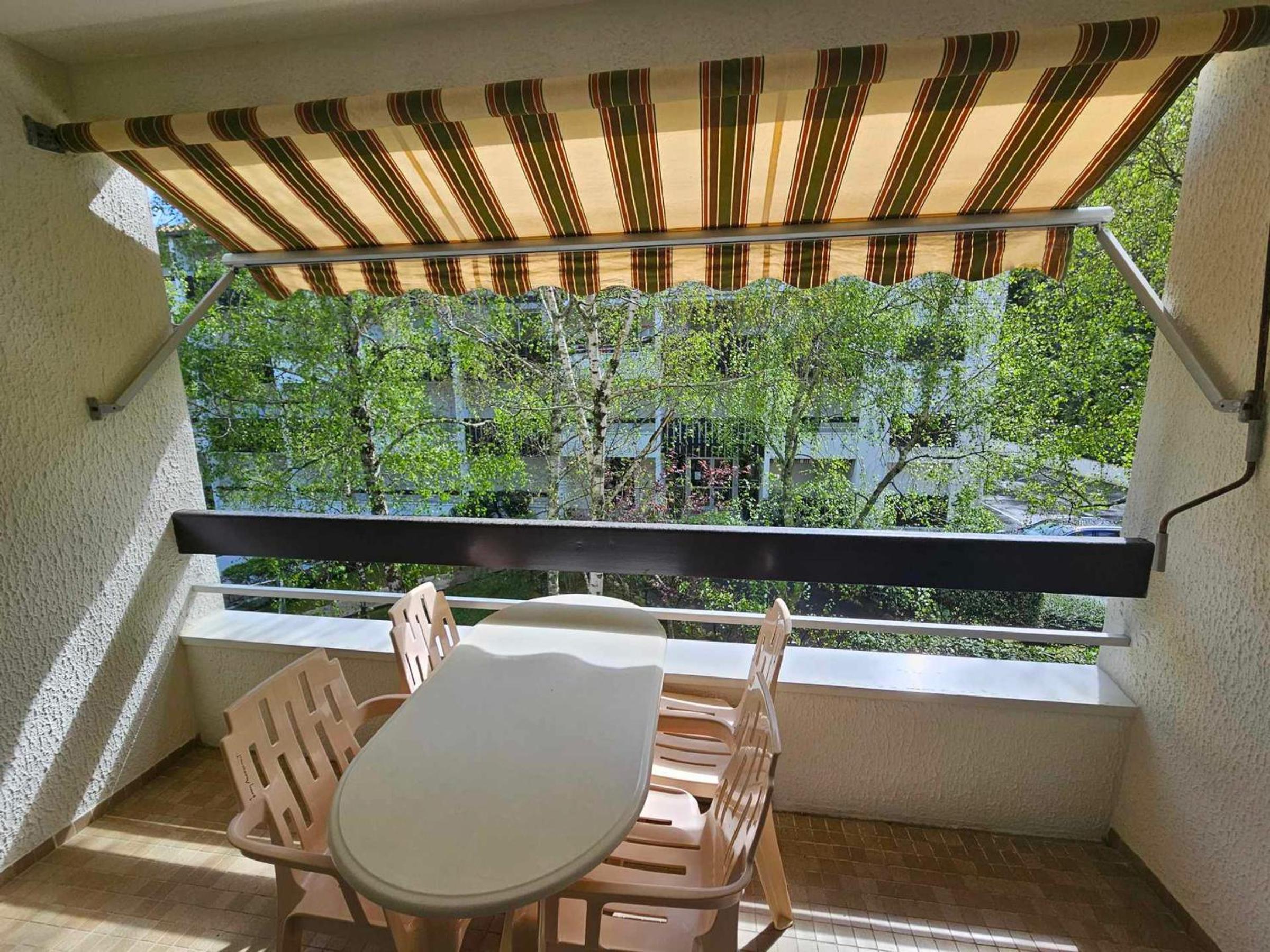 Studio Cozy à 3 min de la Plage avec Parking et Balcon - FR-1-550-74 Images