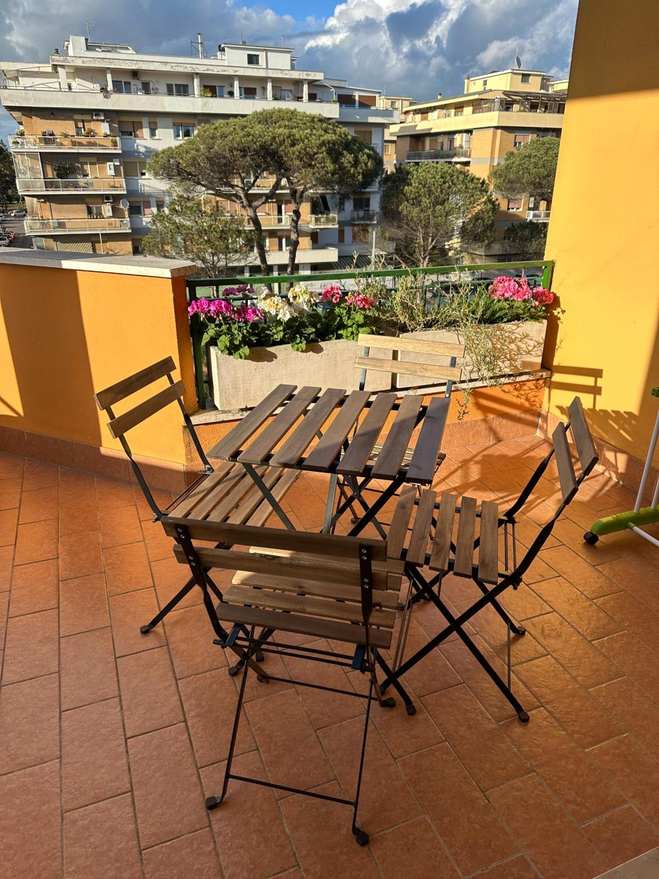 Appartamento con Terrazza Images