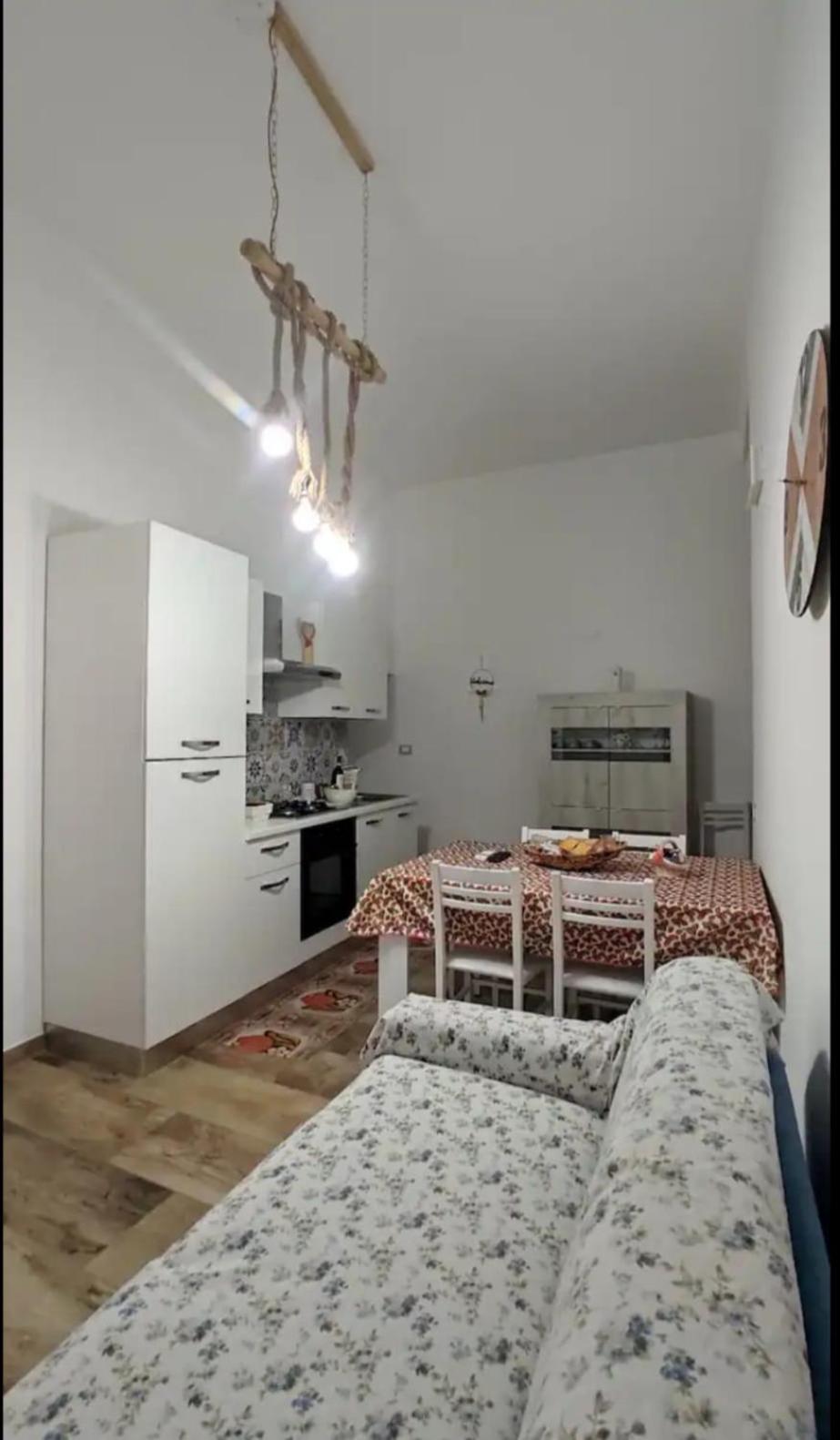 U Feriu home Images