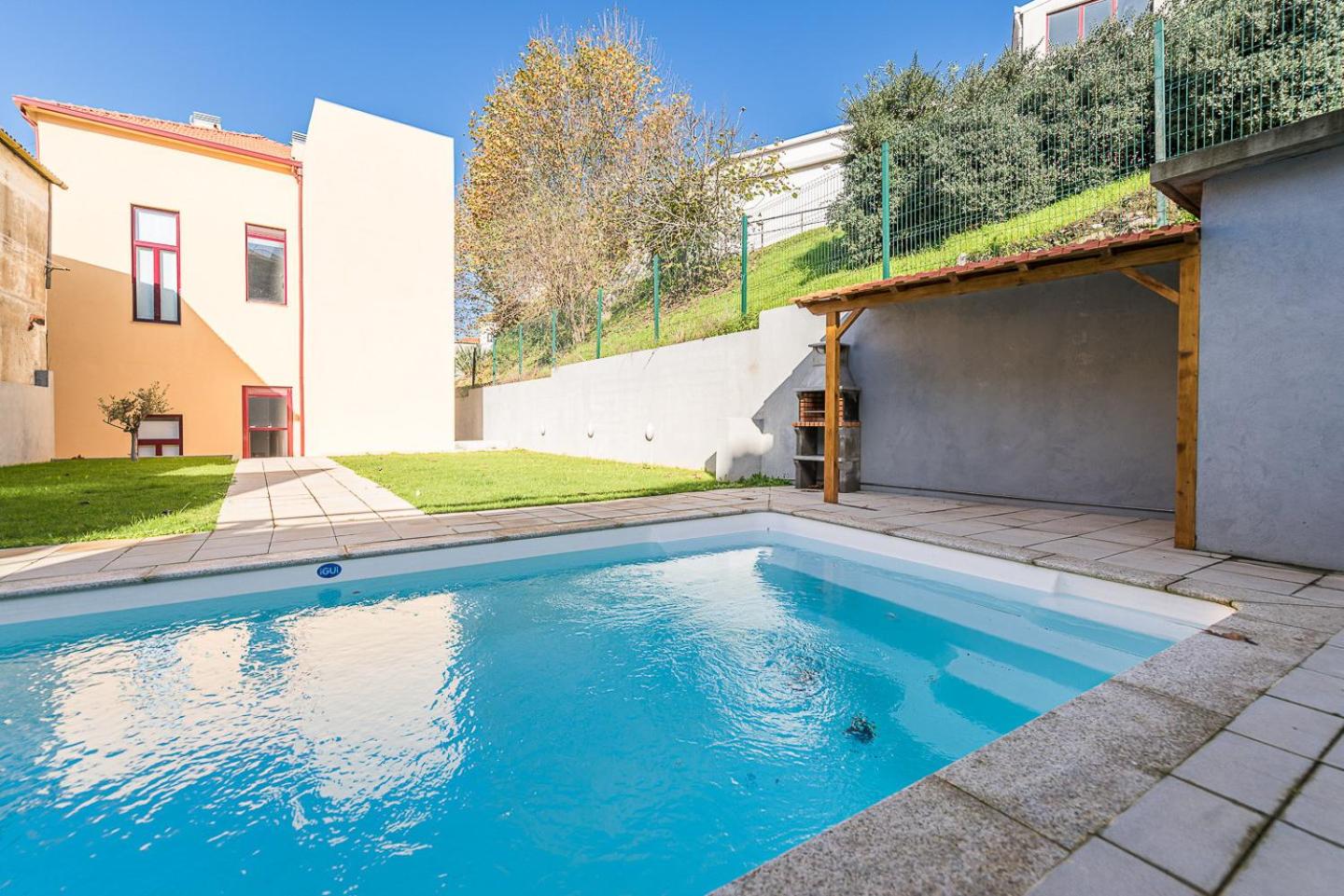 GuestReady - Easygoing Pool to River Images
