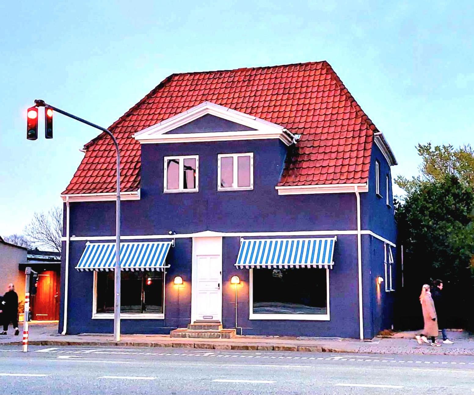 Guesthouse 'Blue House' in vintage villa&garden Images