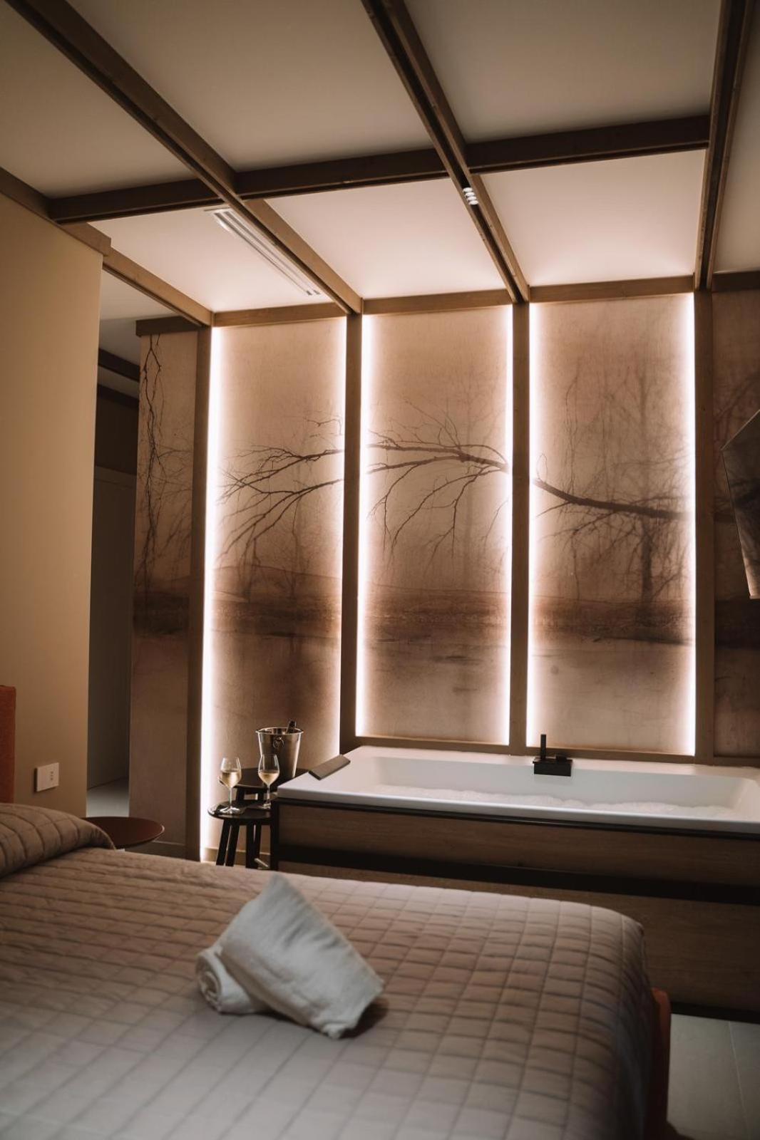 Comàr suite Images
