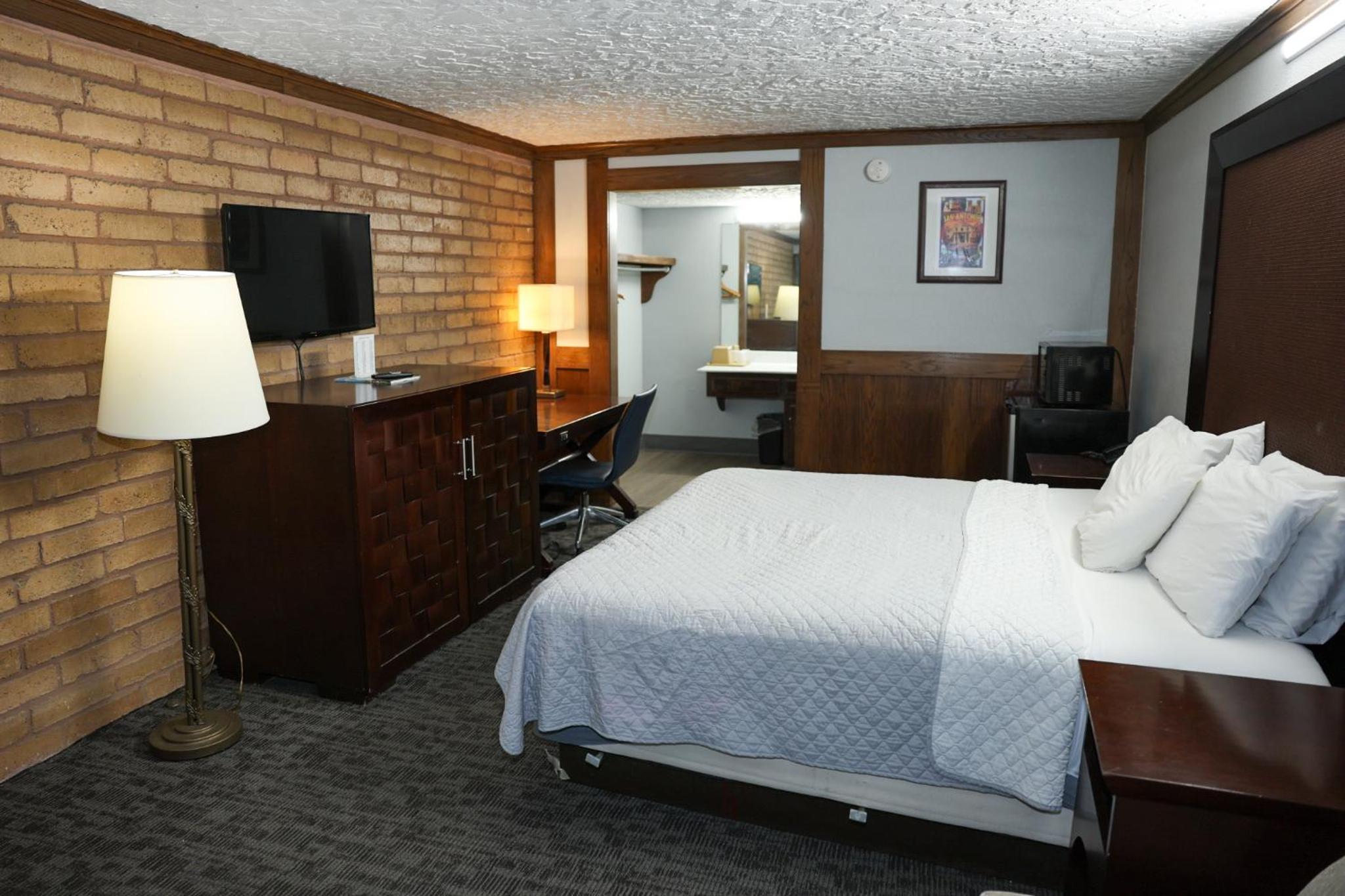 Rittiman Inn and Suites Best stays in San Antonio, Texas Skiplagged