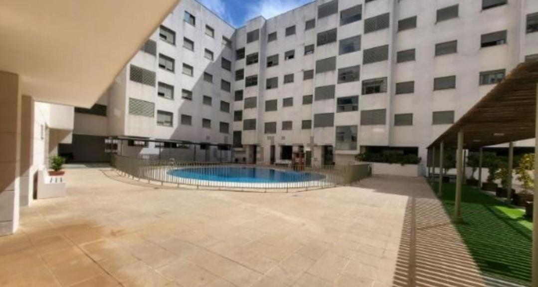 Apartamento con Piscina en Centro El Puerto Images