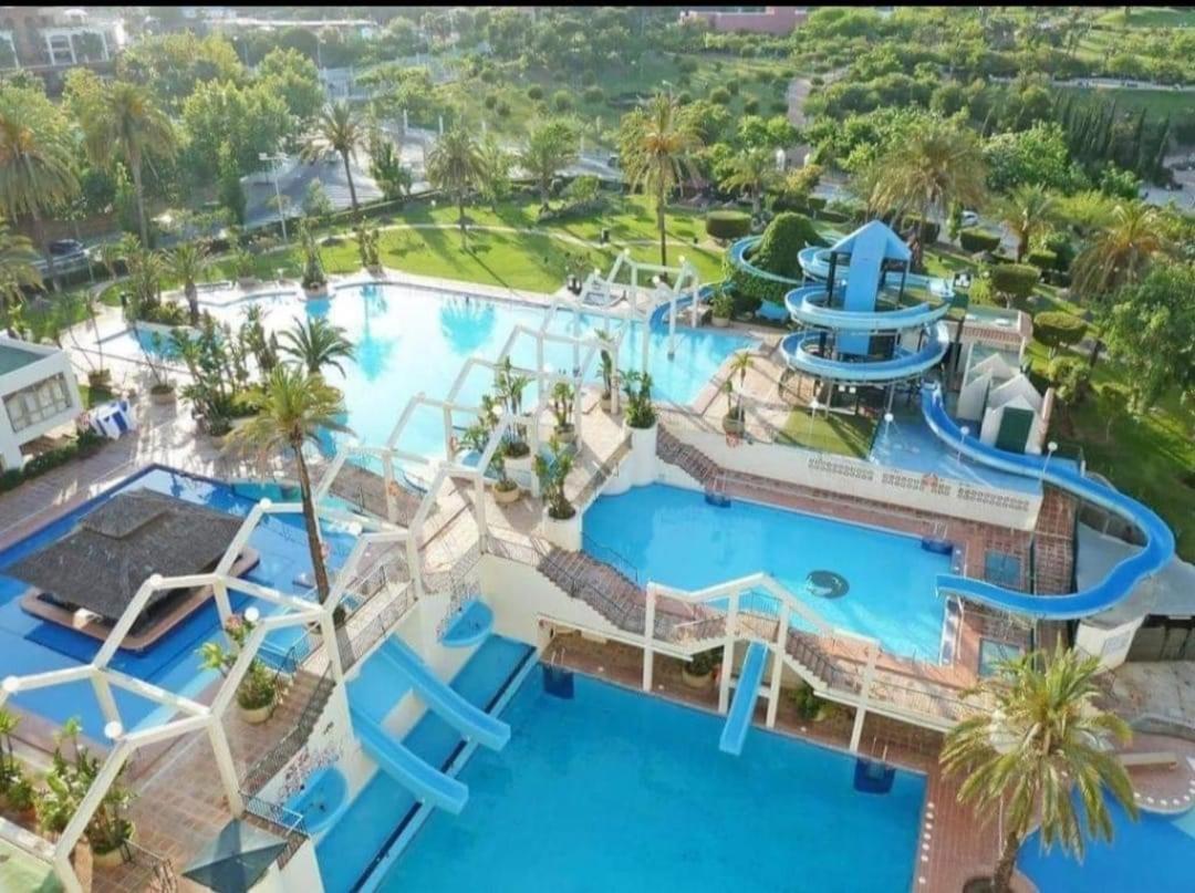 Oasis Benal Beach Images