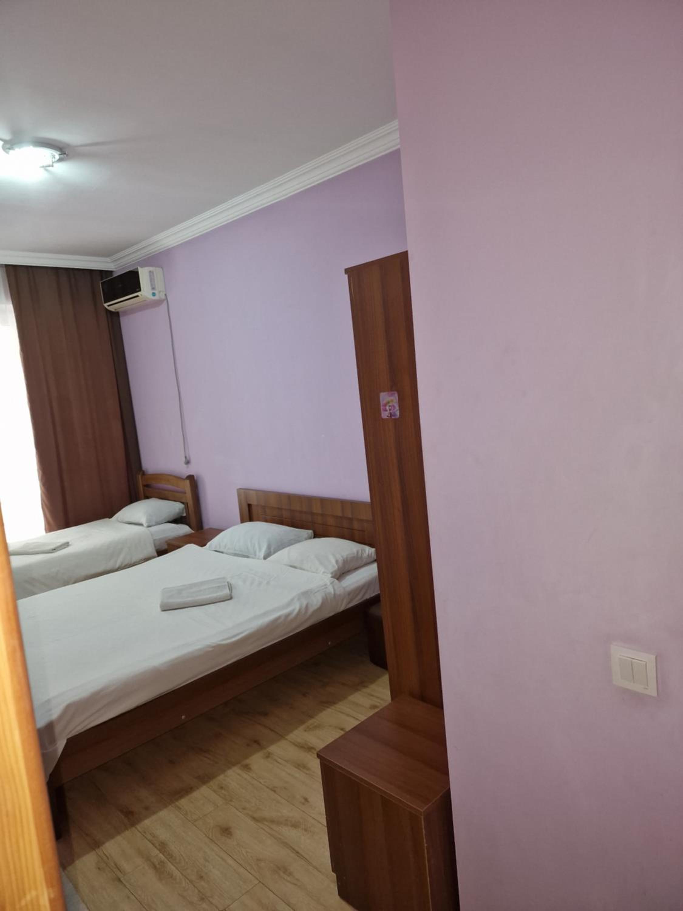 hotel nini Images