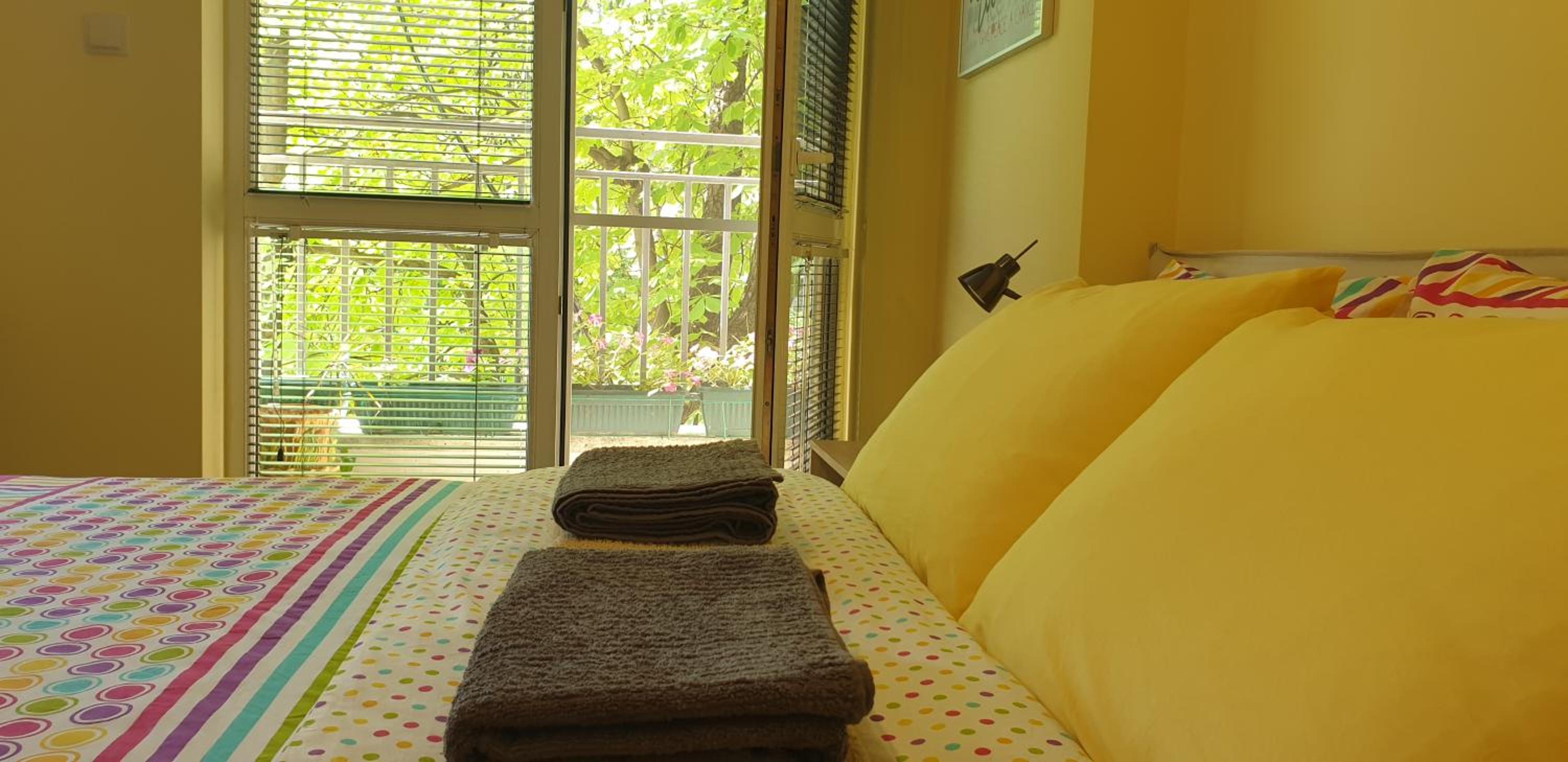 Private studio in the city center, close to subway, Medical University Images