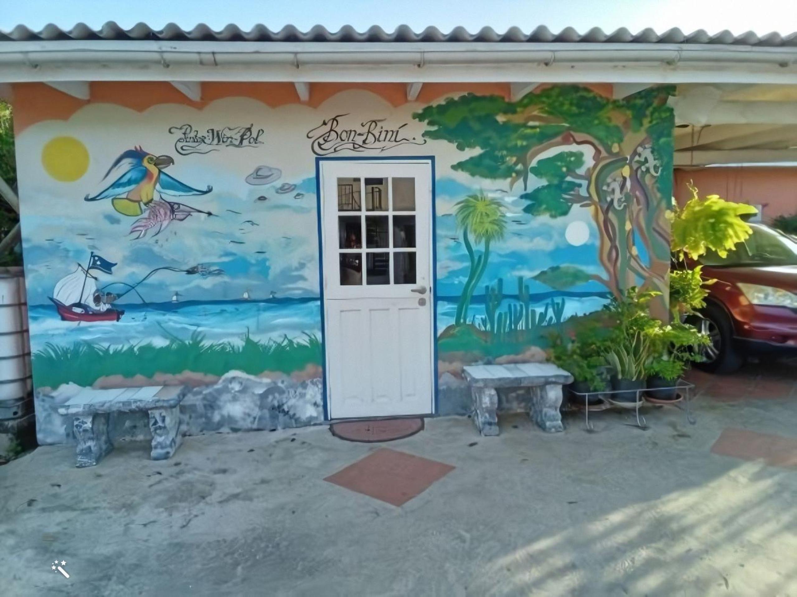 STUDIO/ APARTAMENTO