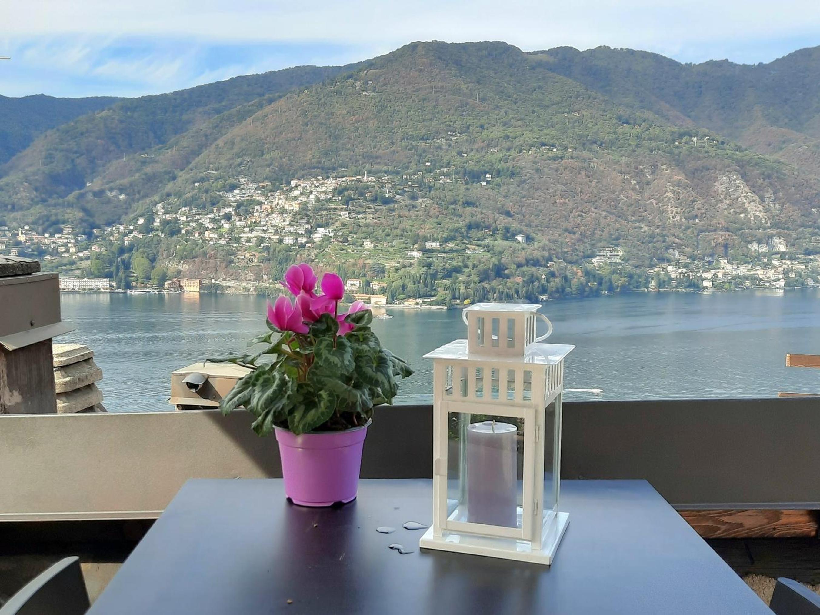 Luxury Room La Terrazza sul Lago di Como Images
