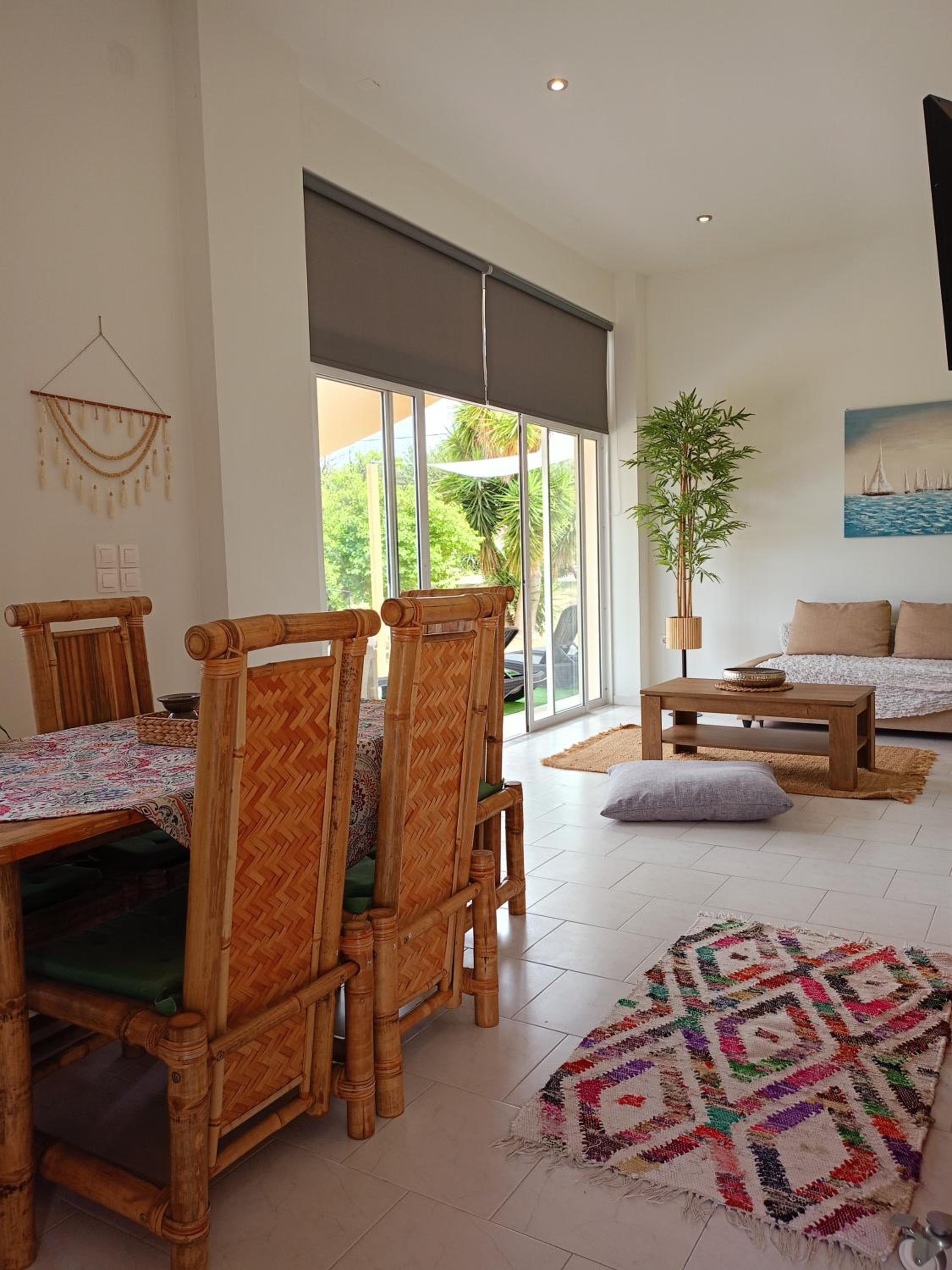 Spacious Beach House Theologos Images