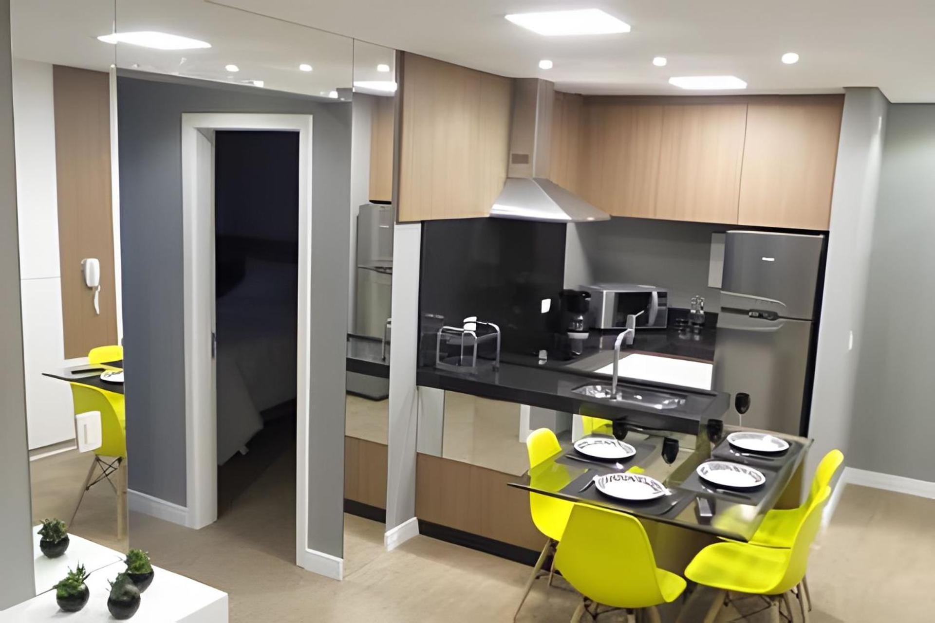 2 Quartos no Batel Soho, condo Clube Sky C Vaga by UROOMS Images