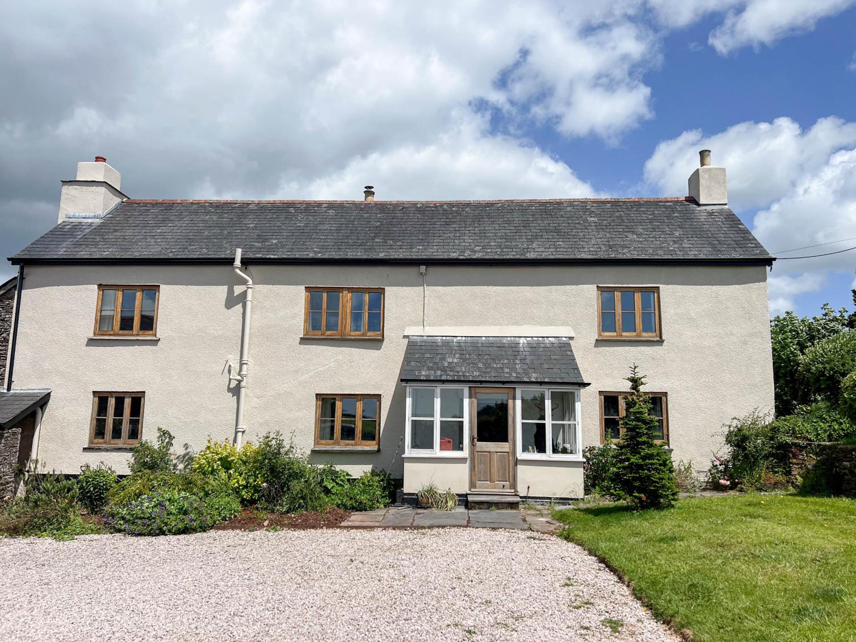 Farmhouse Images