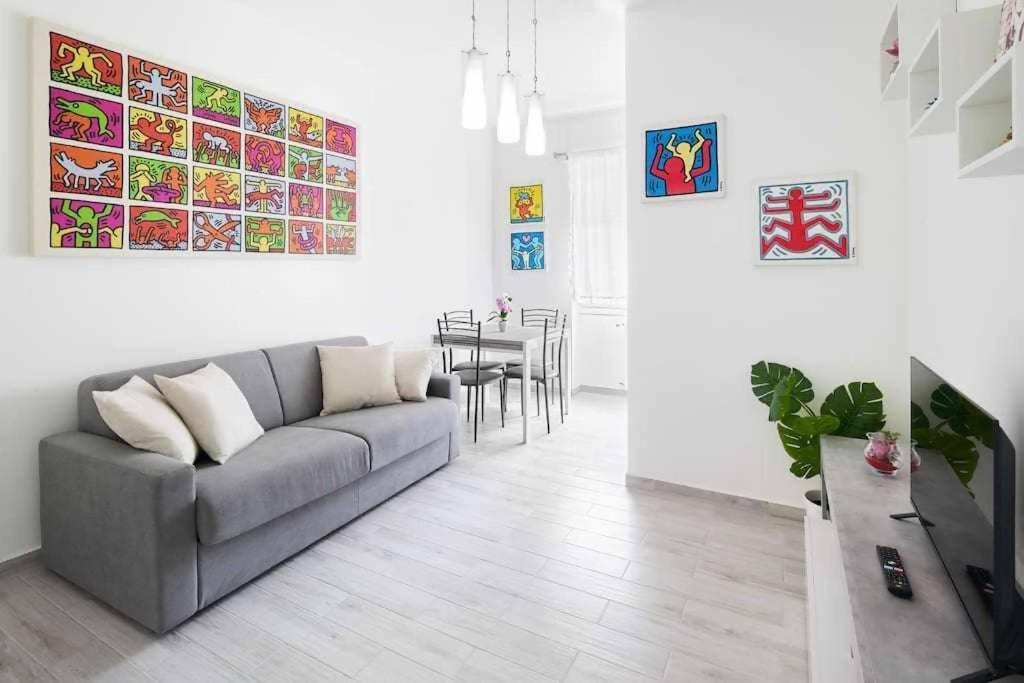 Sunny San Siro Stadio Apartment Images