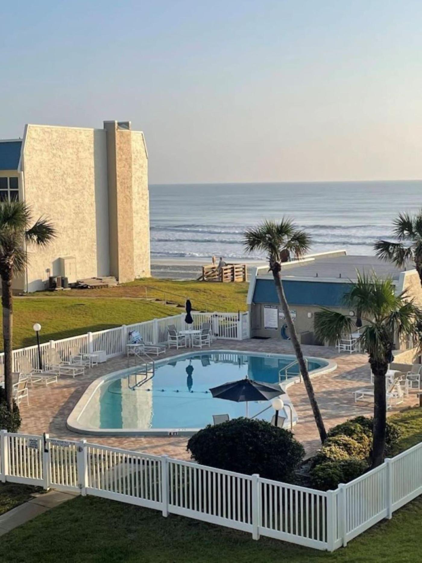 Ocean Pearl at Tradewinds Images
