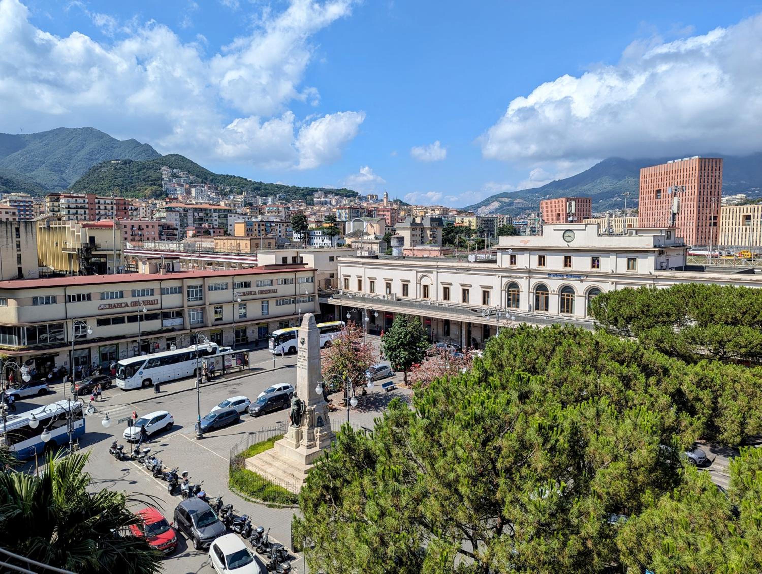 B&B Salerno Royal Suite Central Station Images