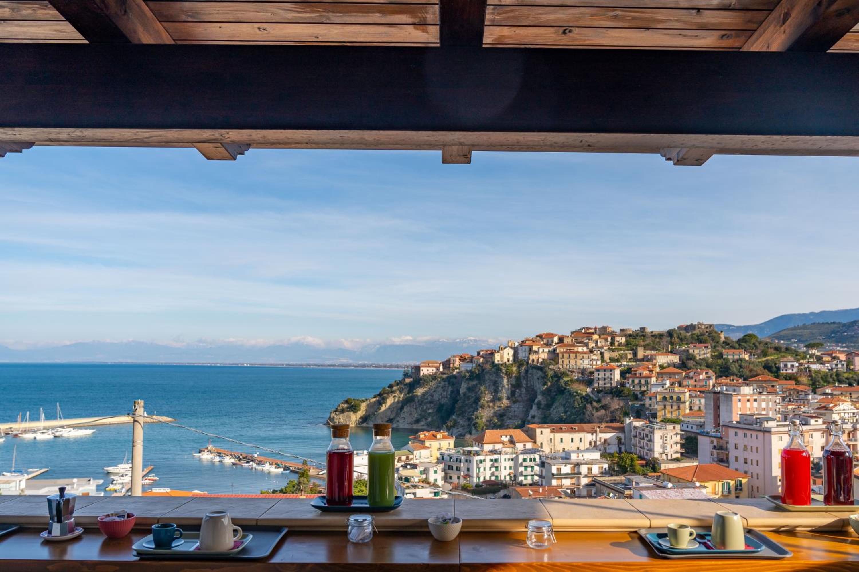MYTHOS Bed and Breakfast Images