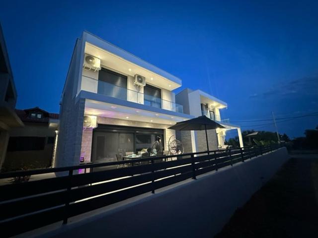 Villa Sunset Images