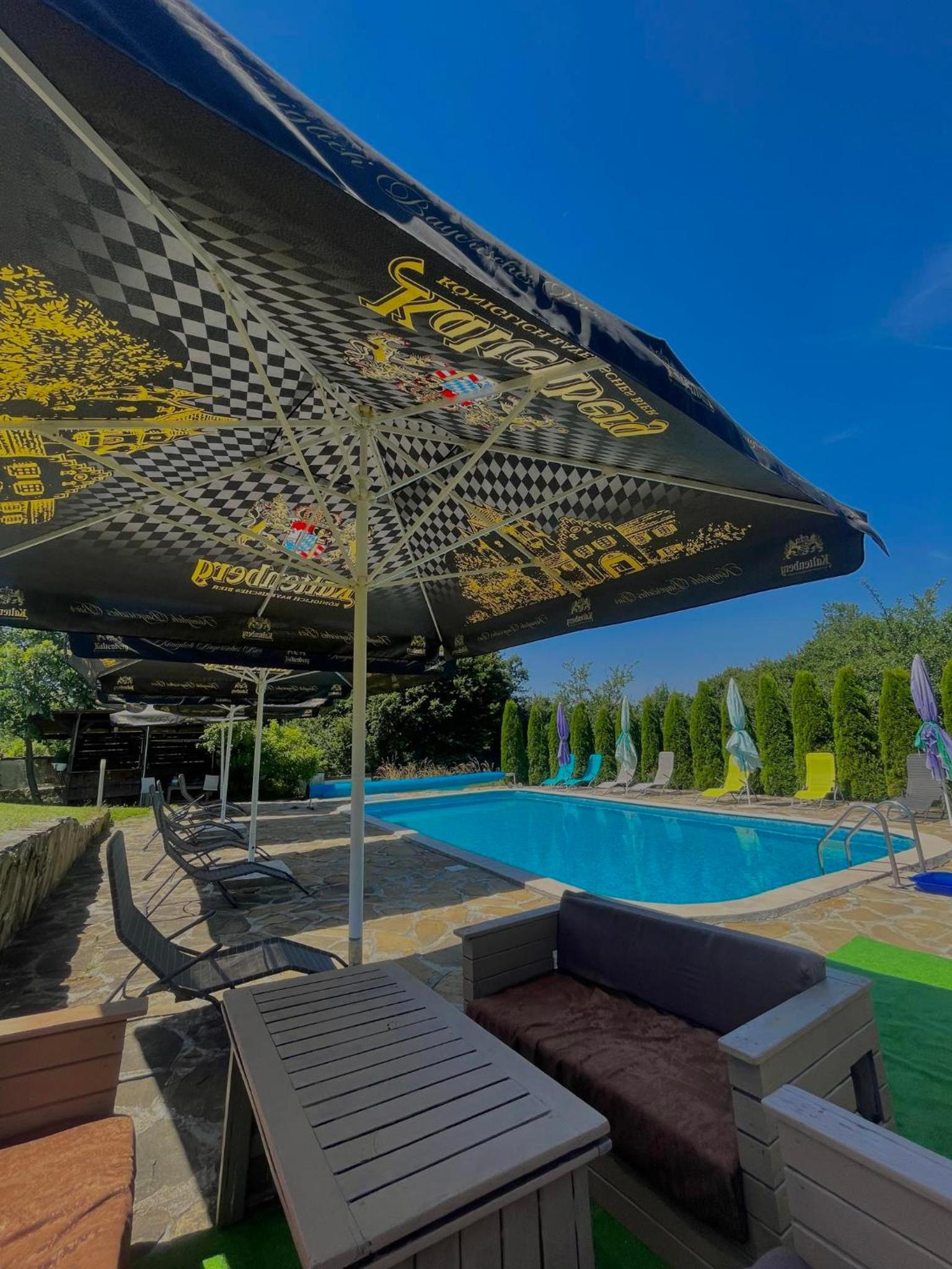 Bachvarovi Villas Images