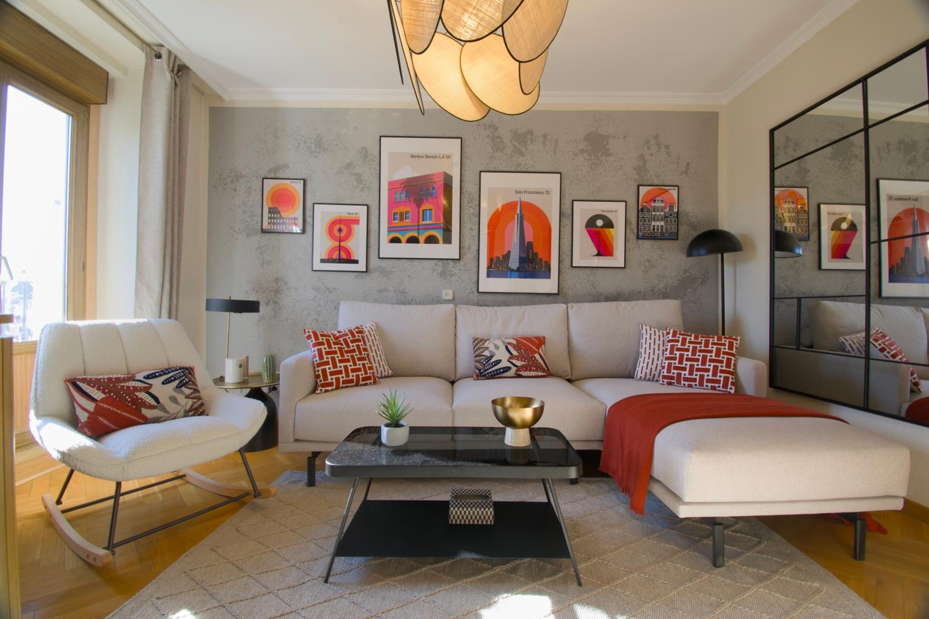 Cultural and Historical Heart - 7min from Plaza Mayor-PalacioReal- AC Equiped Images