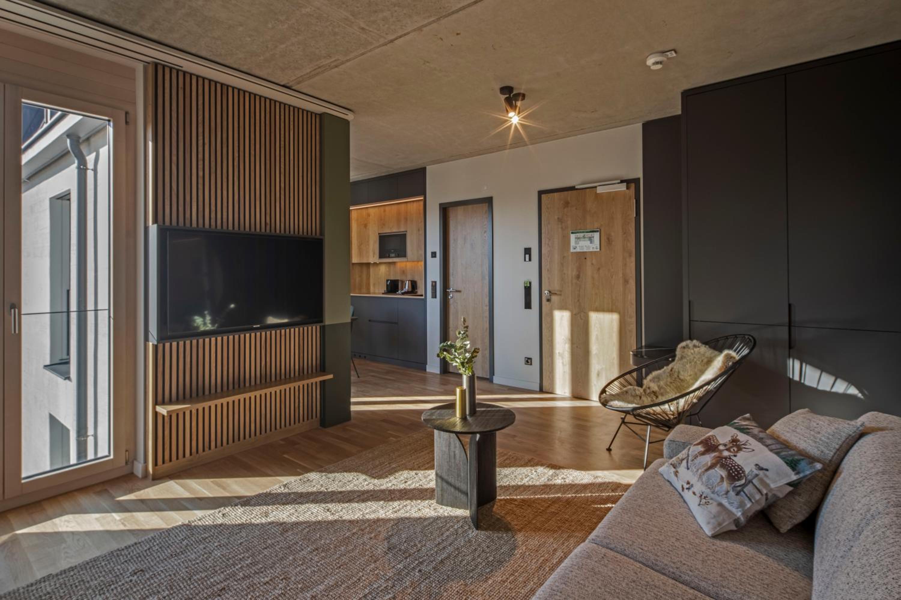 B5 Apartments