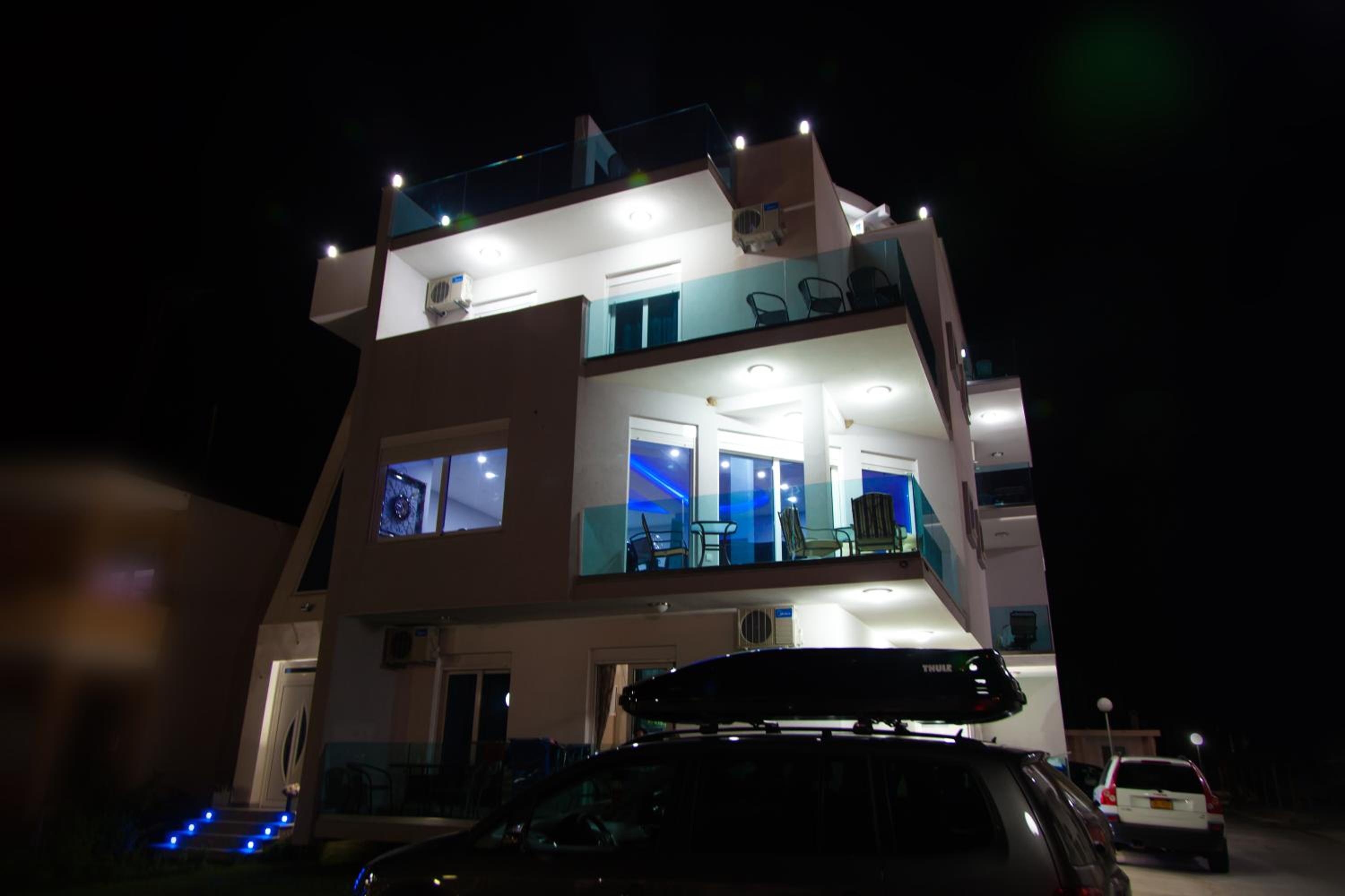 A3 Apartments