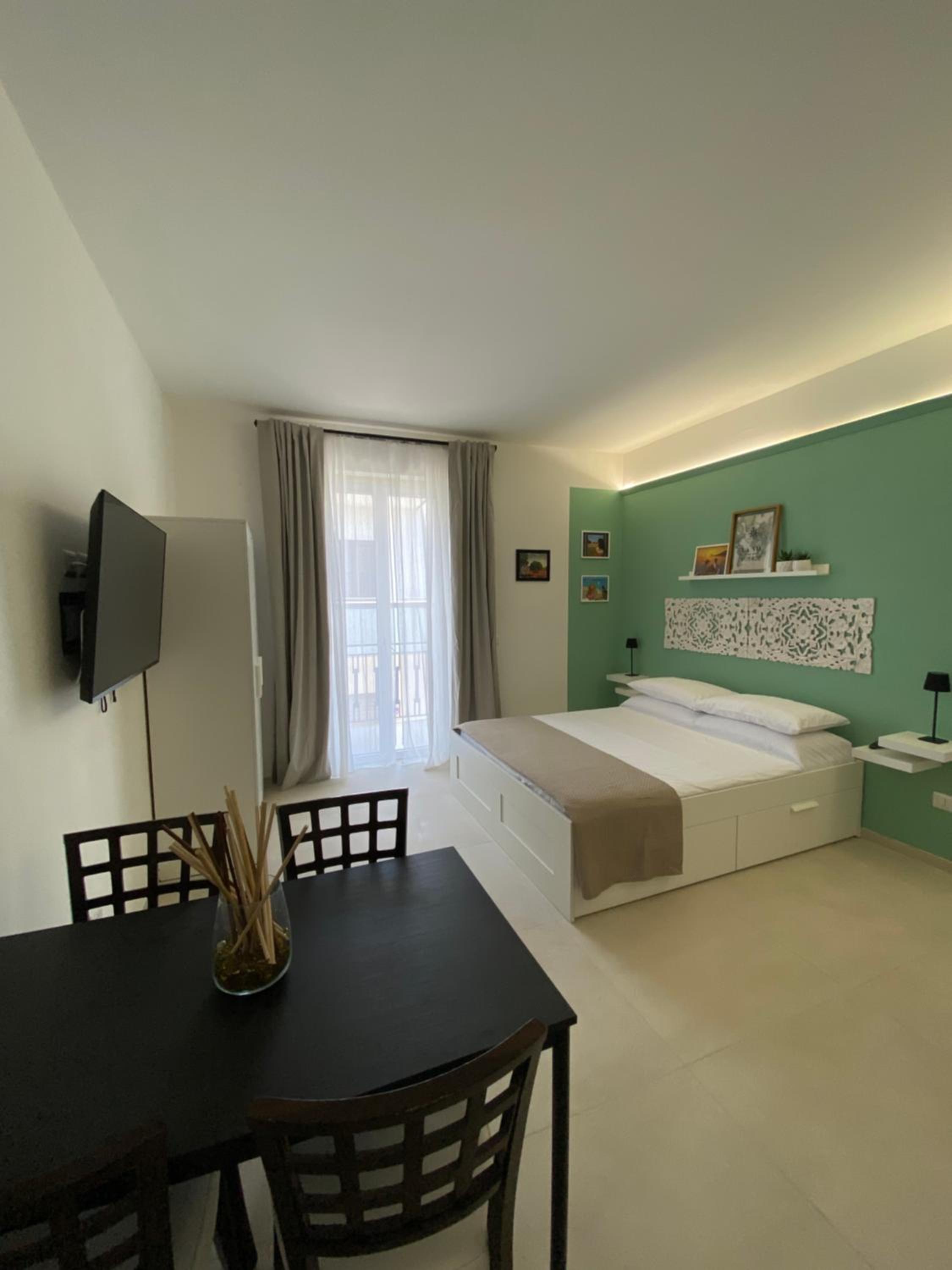 Le Buguse suite apartment Images
