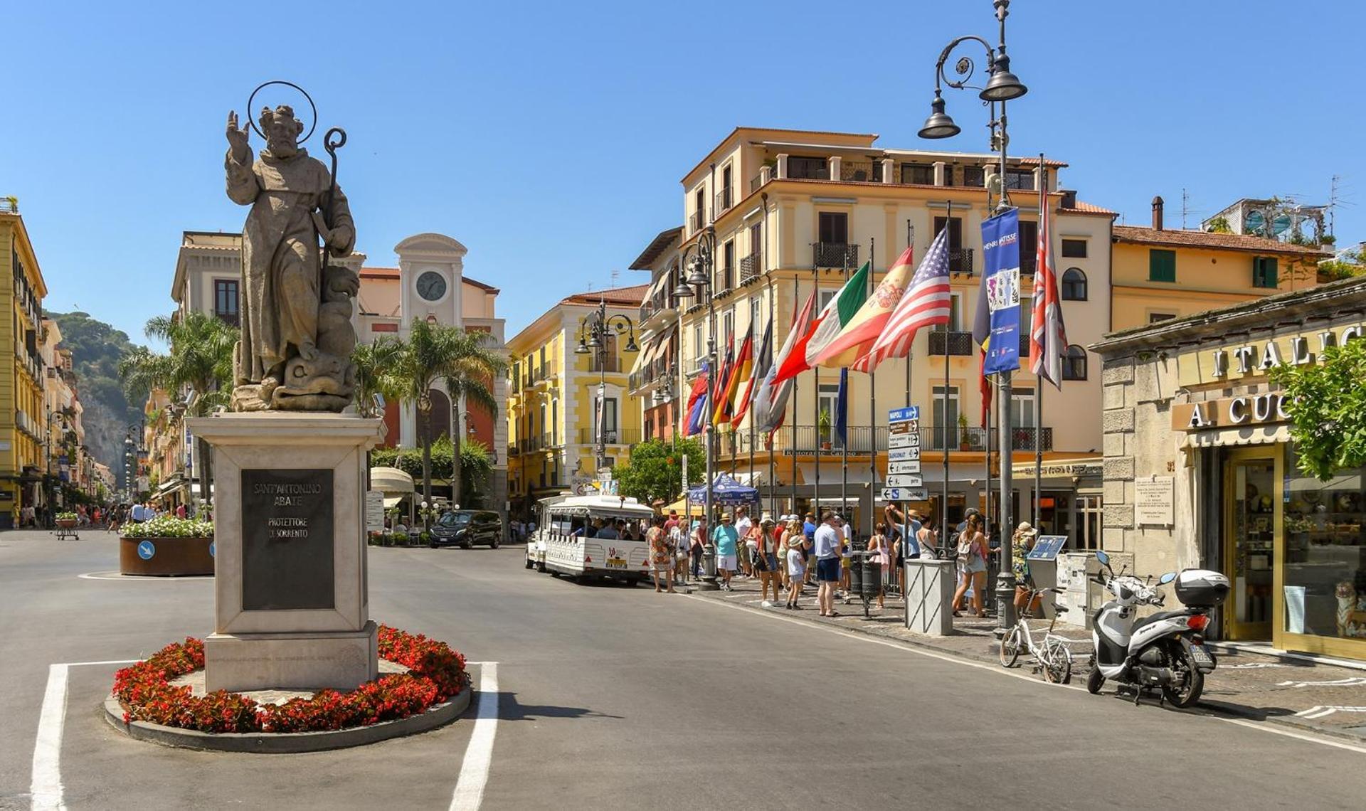 Grace Suites Sorrento Images