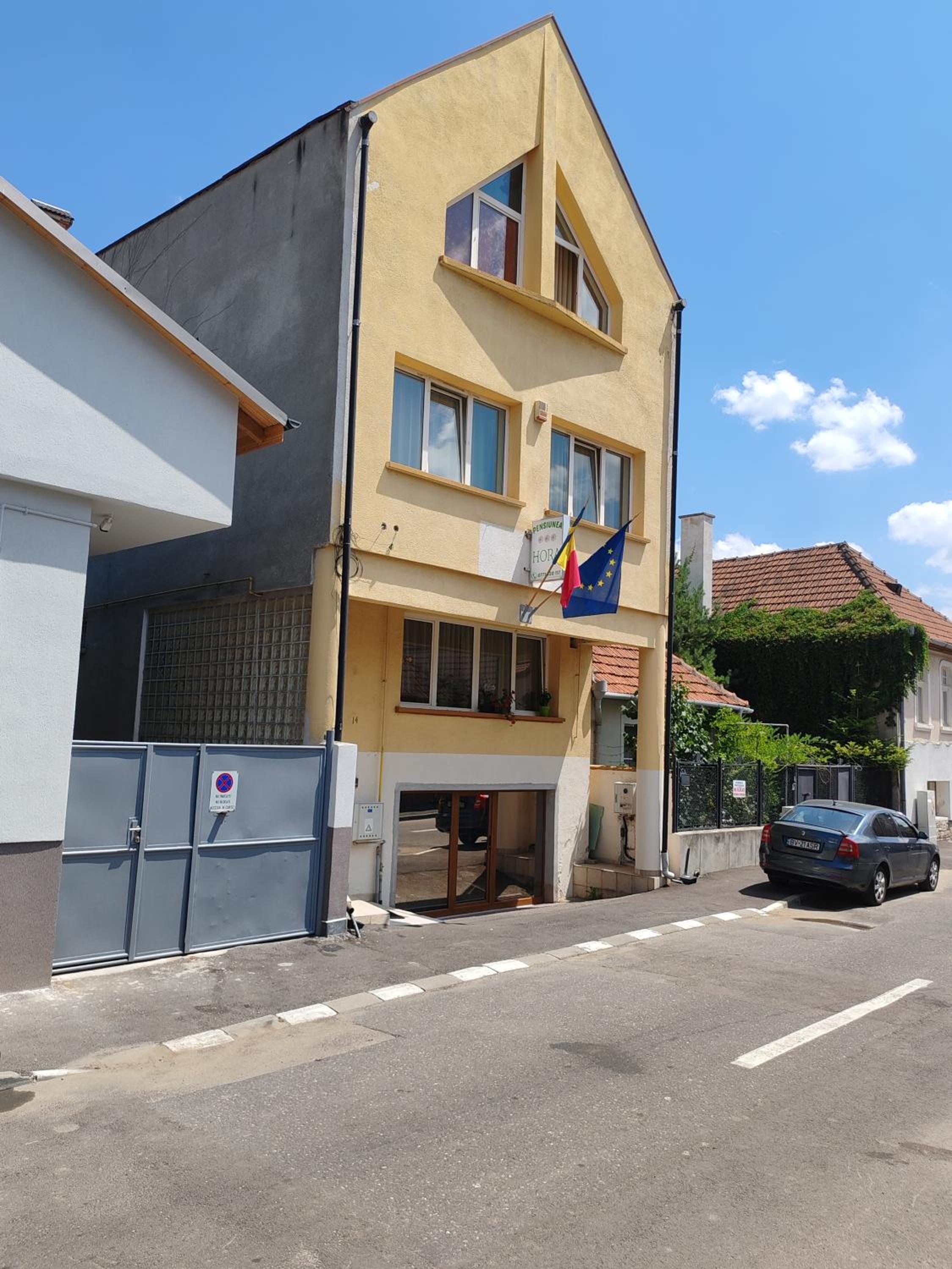 PENSIUNEA HORA Images
