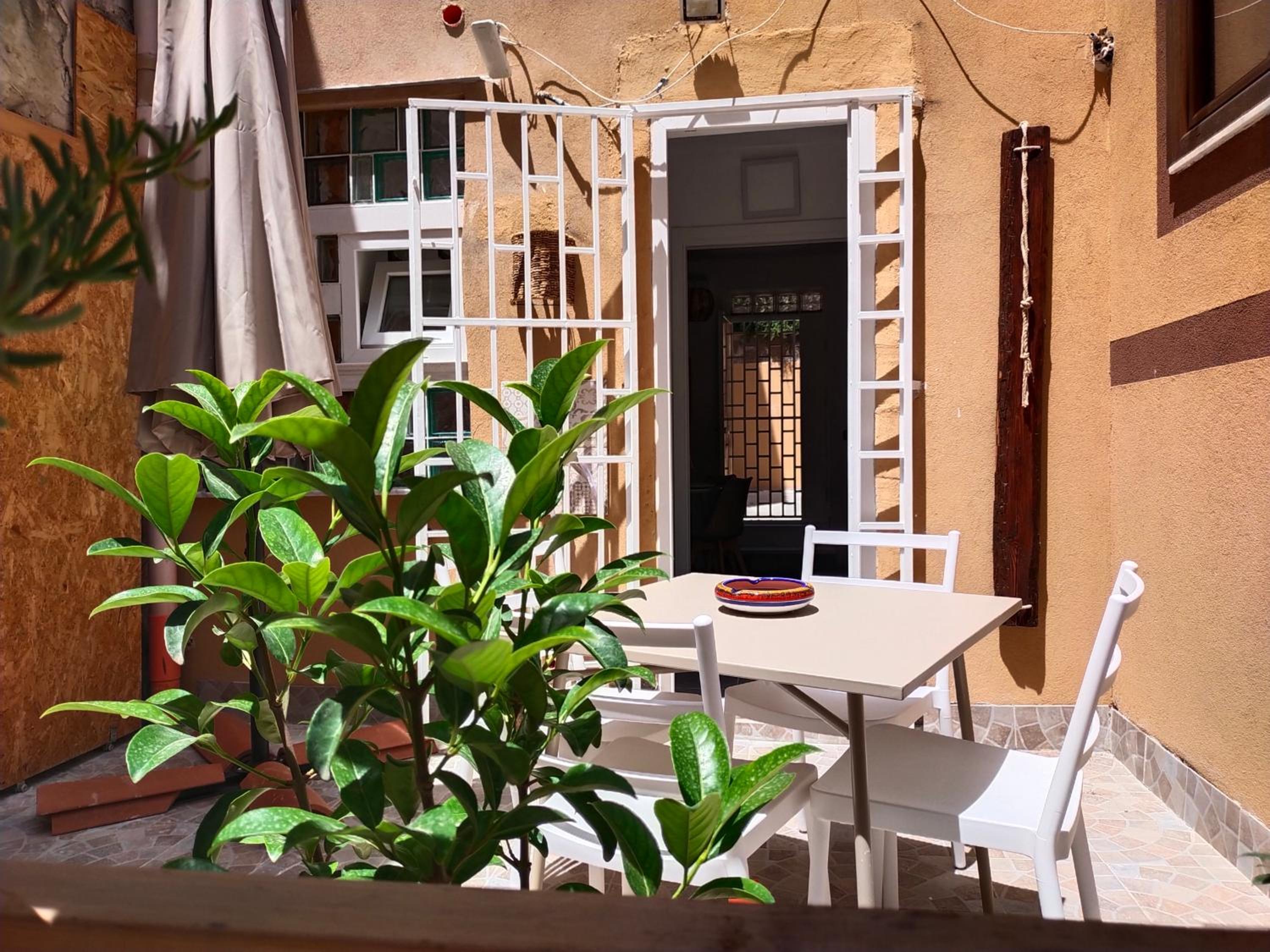 Casa La La Landi Images