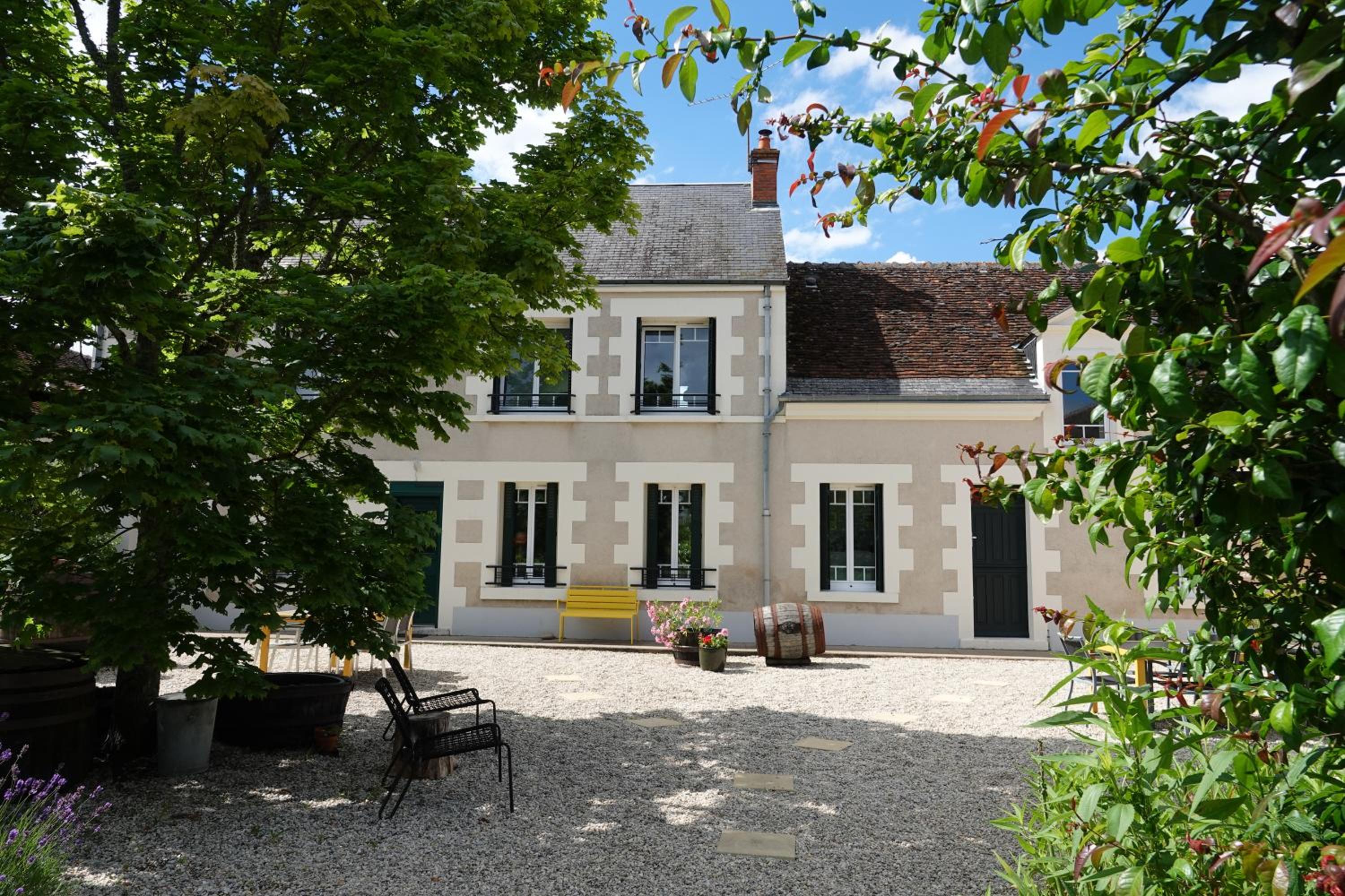 Les hirondelles du moulin Images