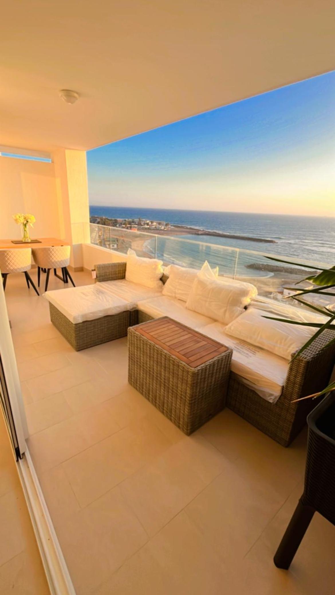 Hermoso departamento en la playa Images