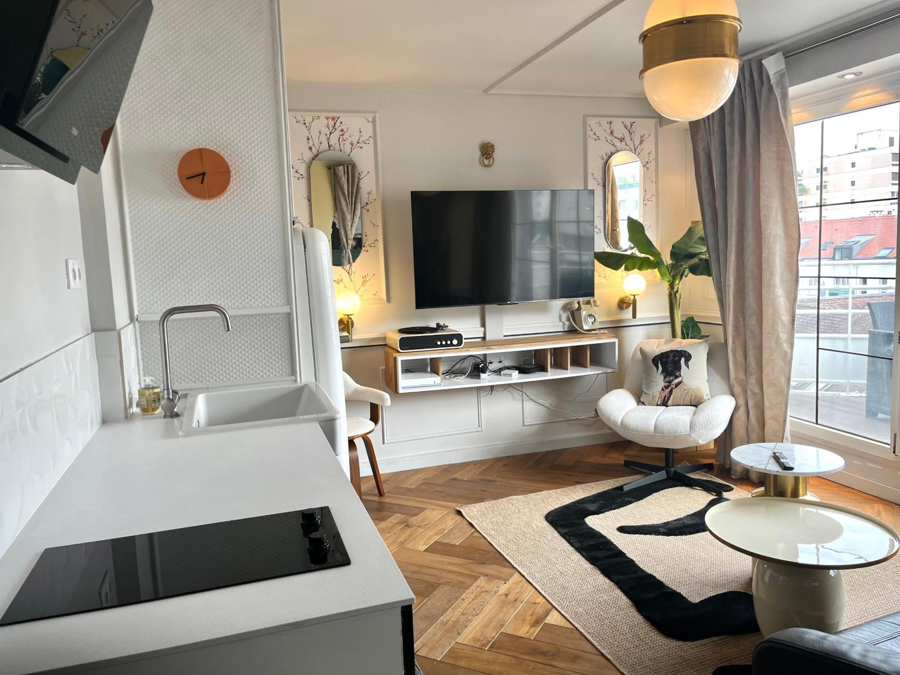 le Boudoir de Longchamp Images