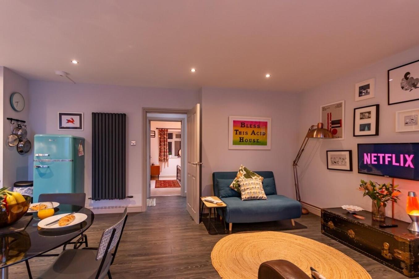 Walpole Bay 2 Bed Stunning Garden Apartment Images