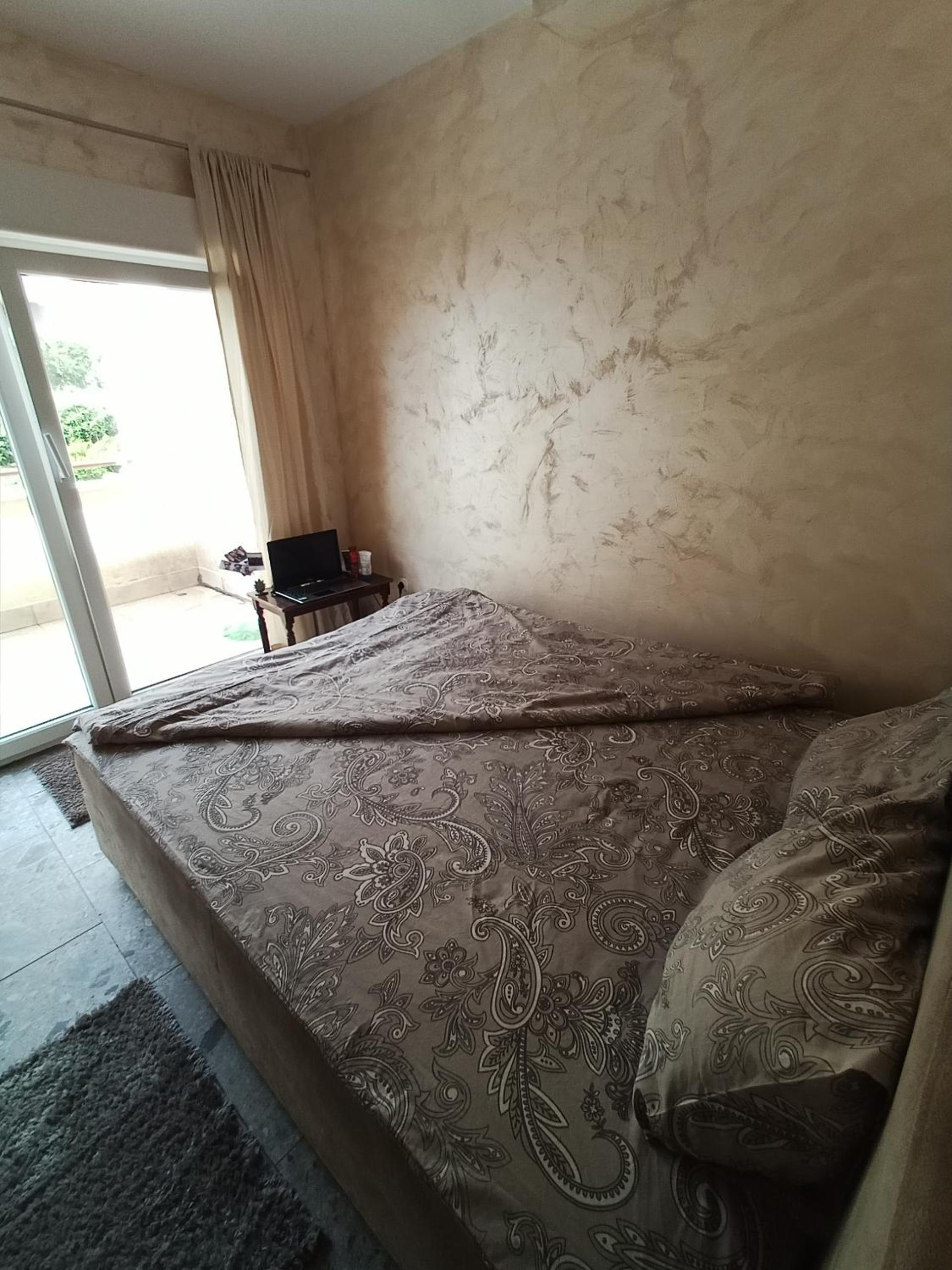 Lazi Guest House Images