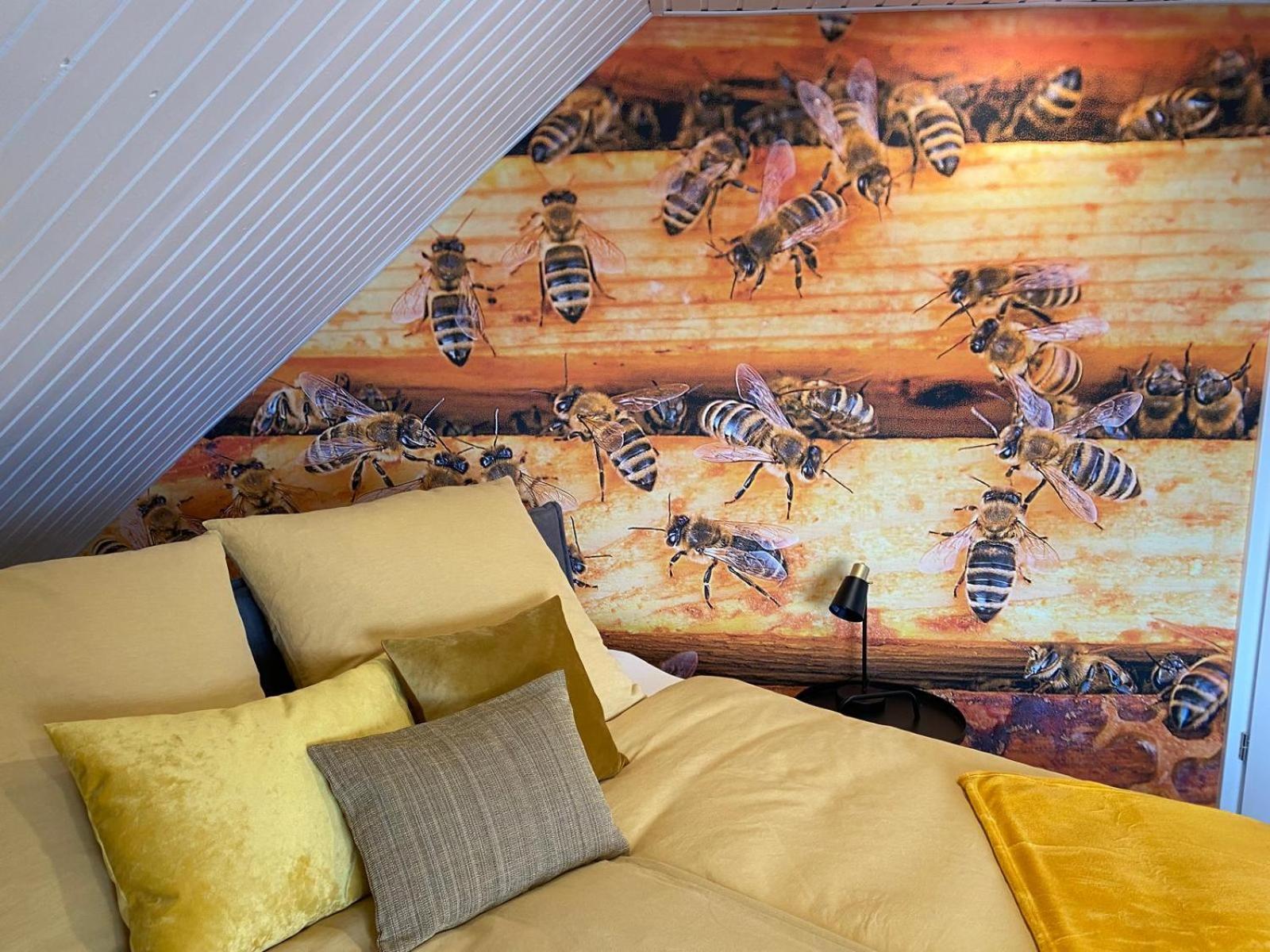 Bienenstock Images