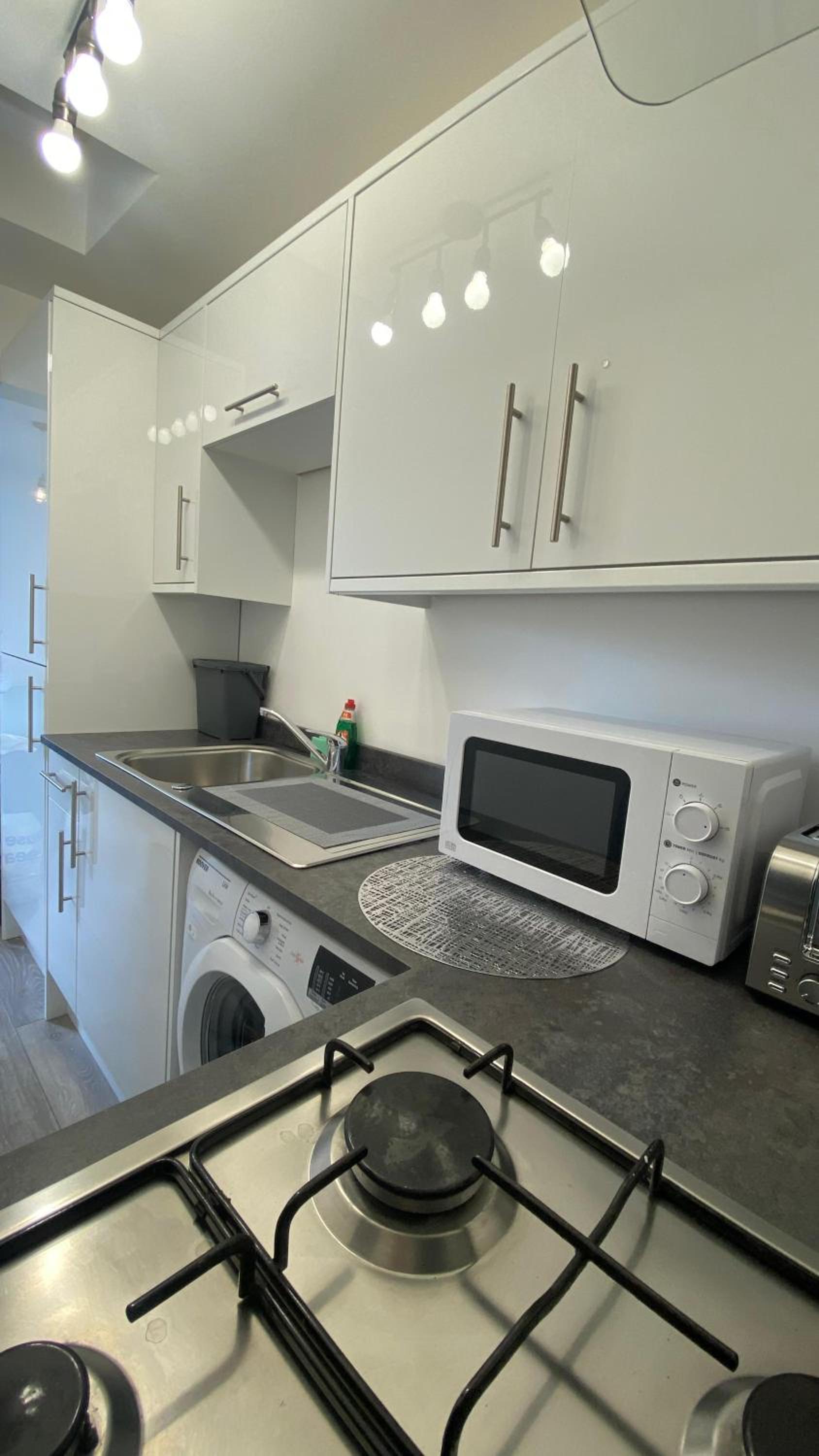 Cosy Flat in the Heart of the City Images