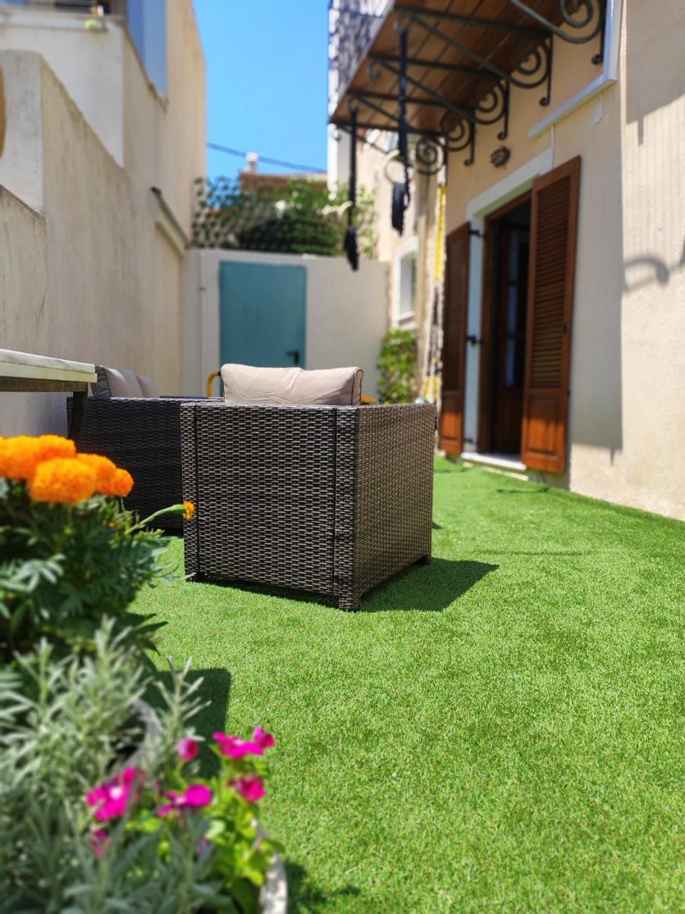 GDE Spetses 3BR apartment1 Images