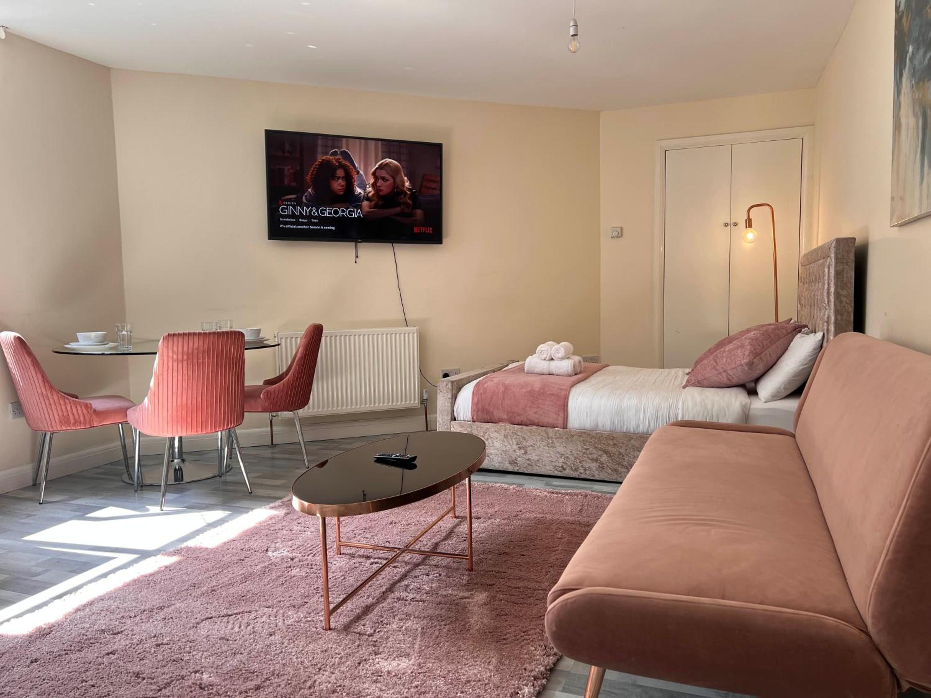 Haven Homes - Central Luton Studio Apartments Images