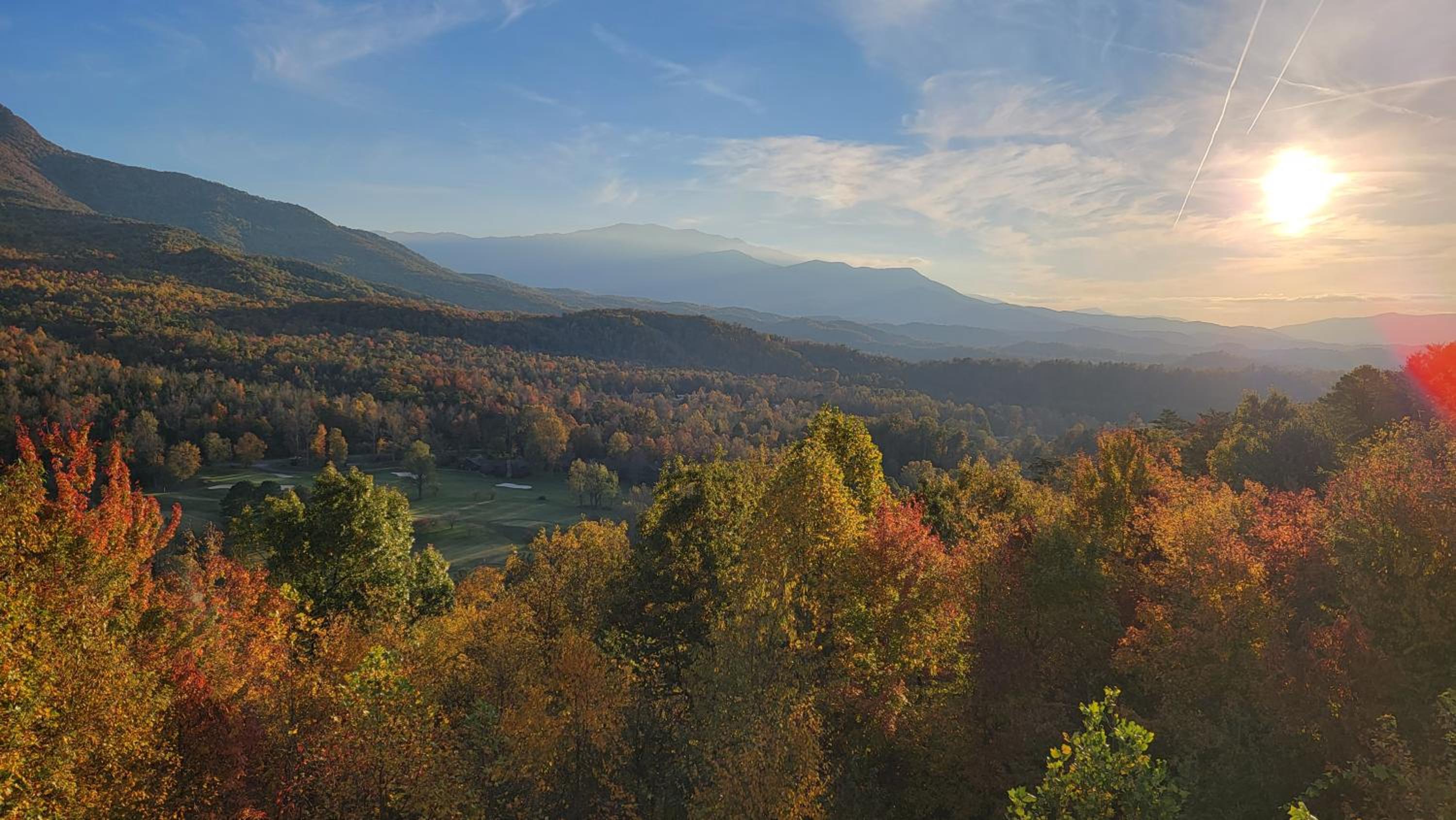 Cozy Cub, Breath taking Mtn views, Indoor pool Images