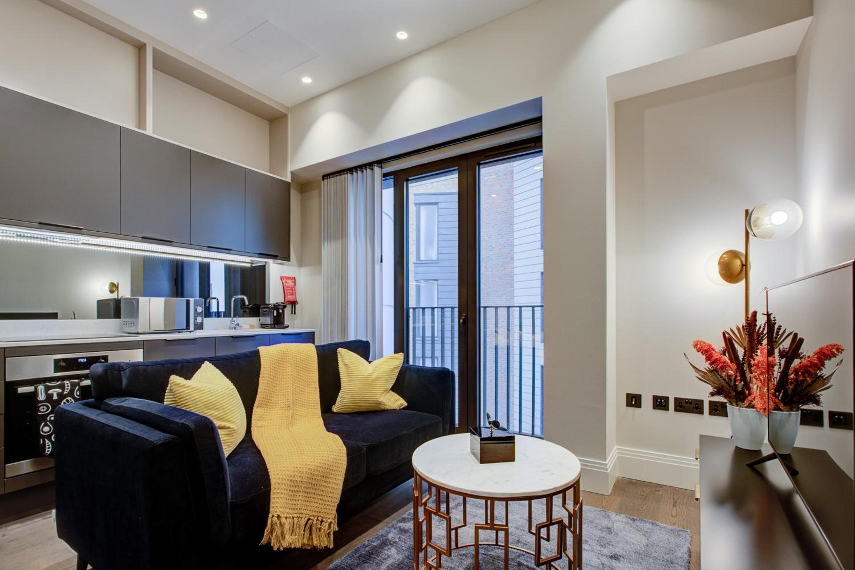 Hybrid Resi - Canary Wharf Images