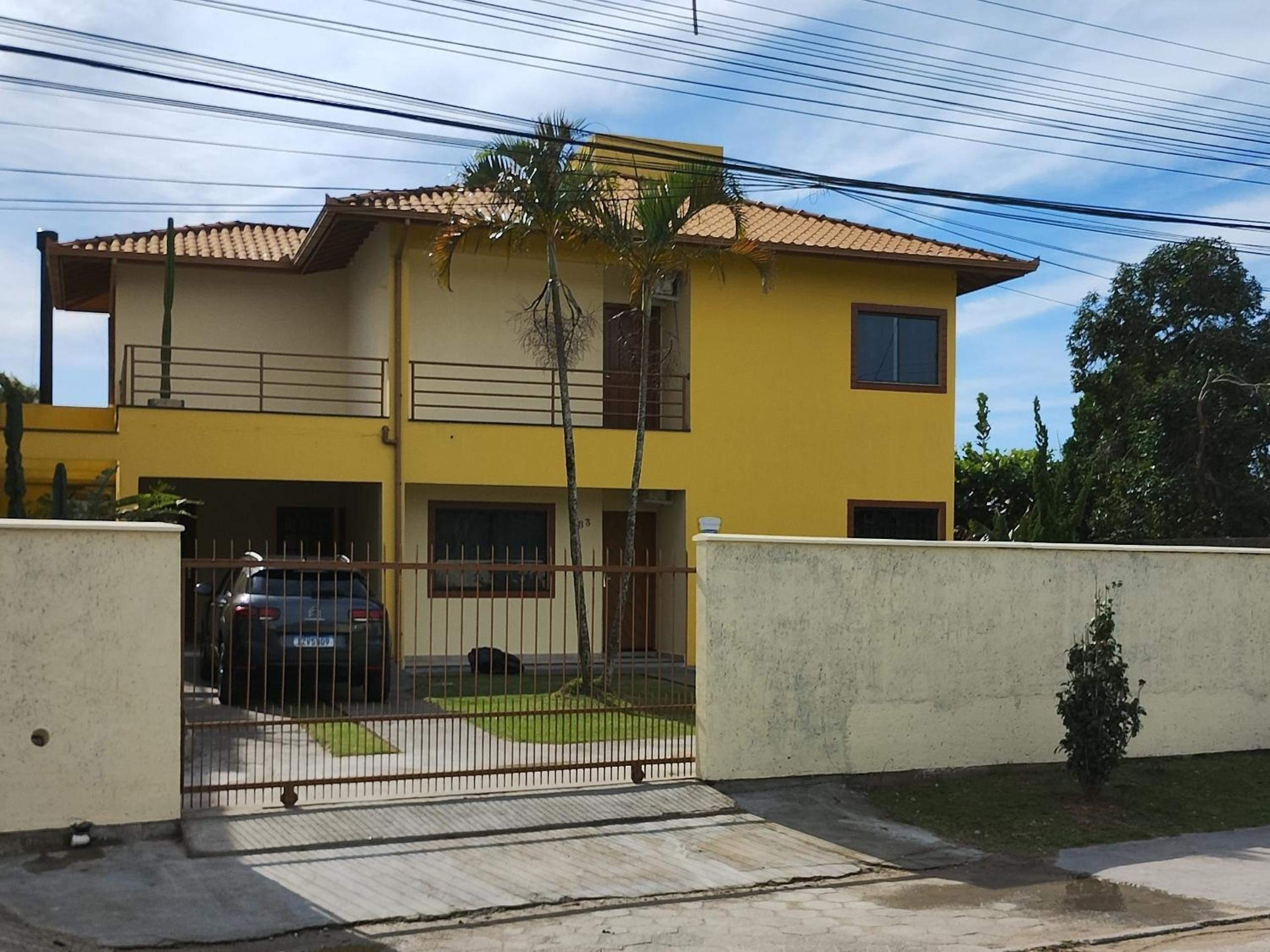 Excelente Sobrado pertinho da praia! Mínimo 5 diárias! Images