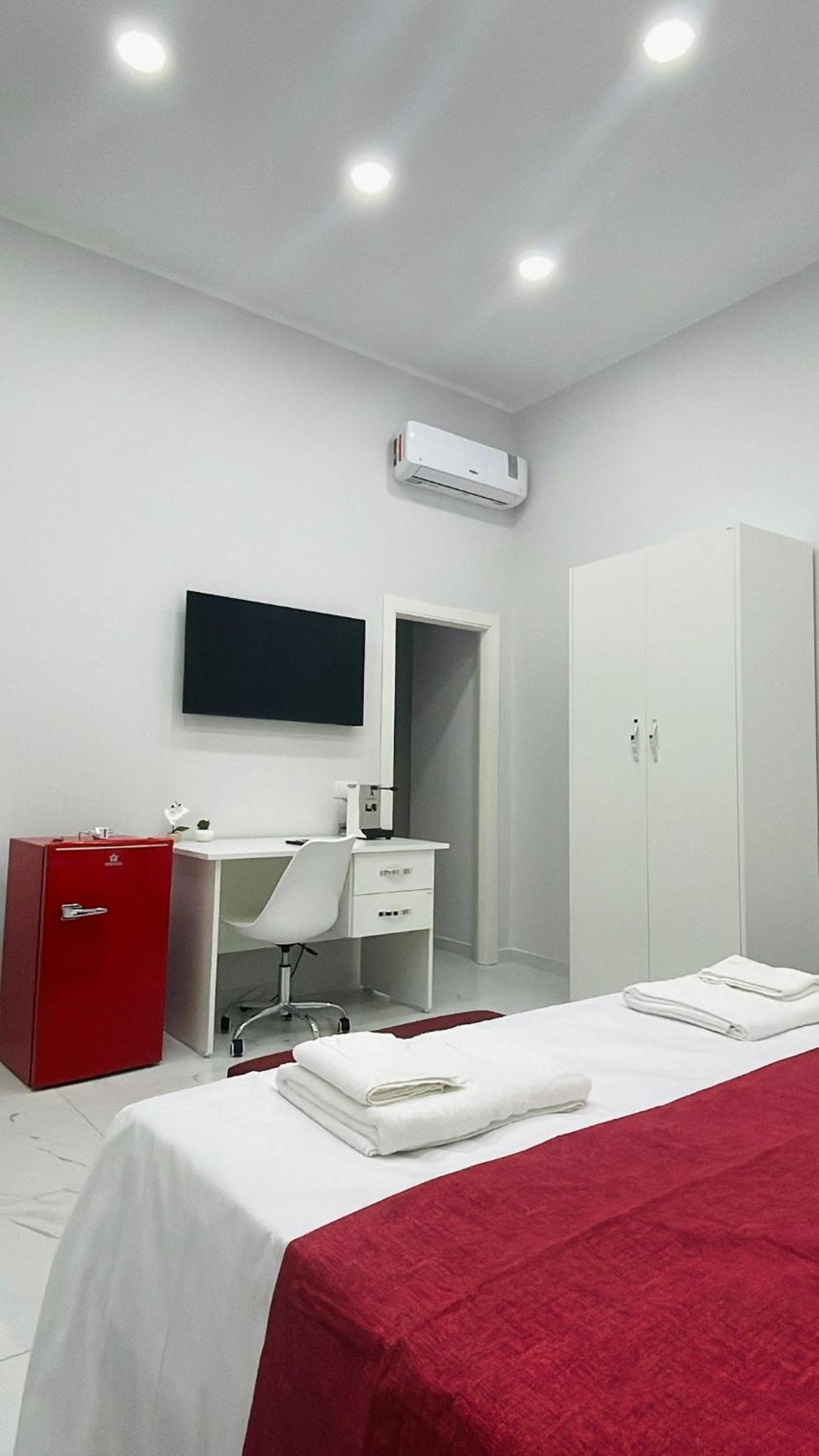 Merlino Rooms Napoli Images