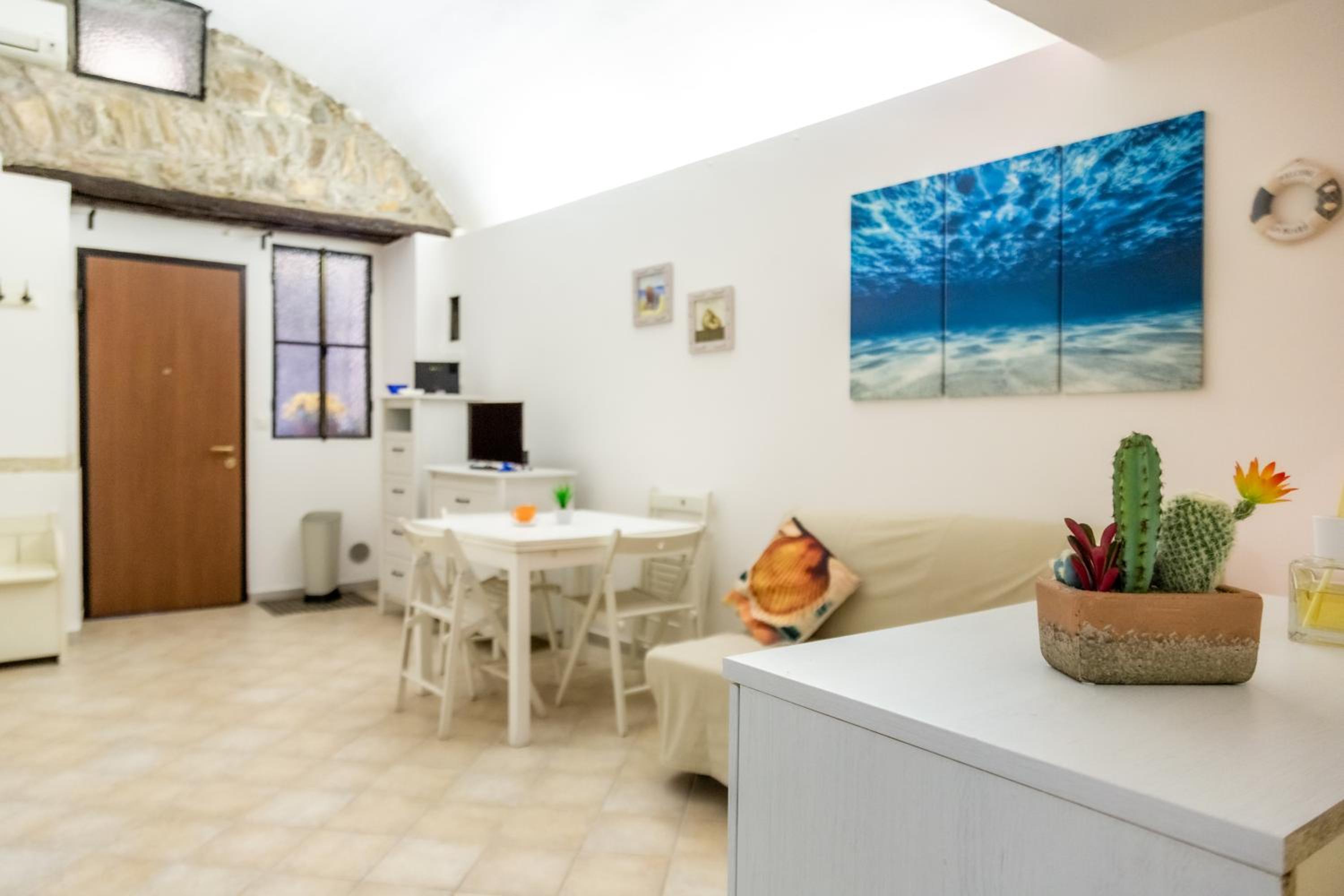 216new - Monolocale LaPigna Sanremo, Centro Storico Images
